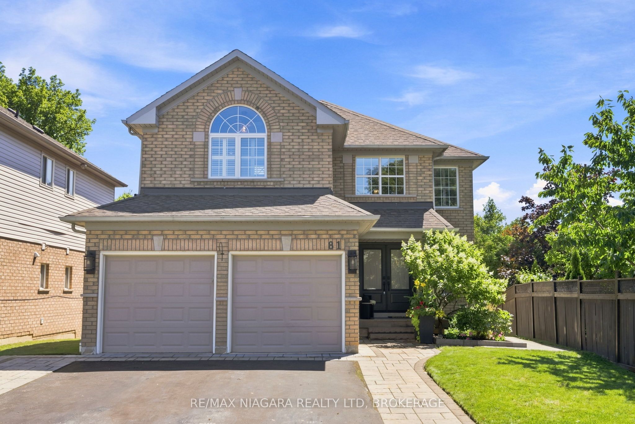 81 Gartshore Drive, Whitby, ON L1P 1N5