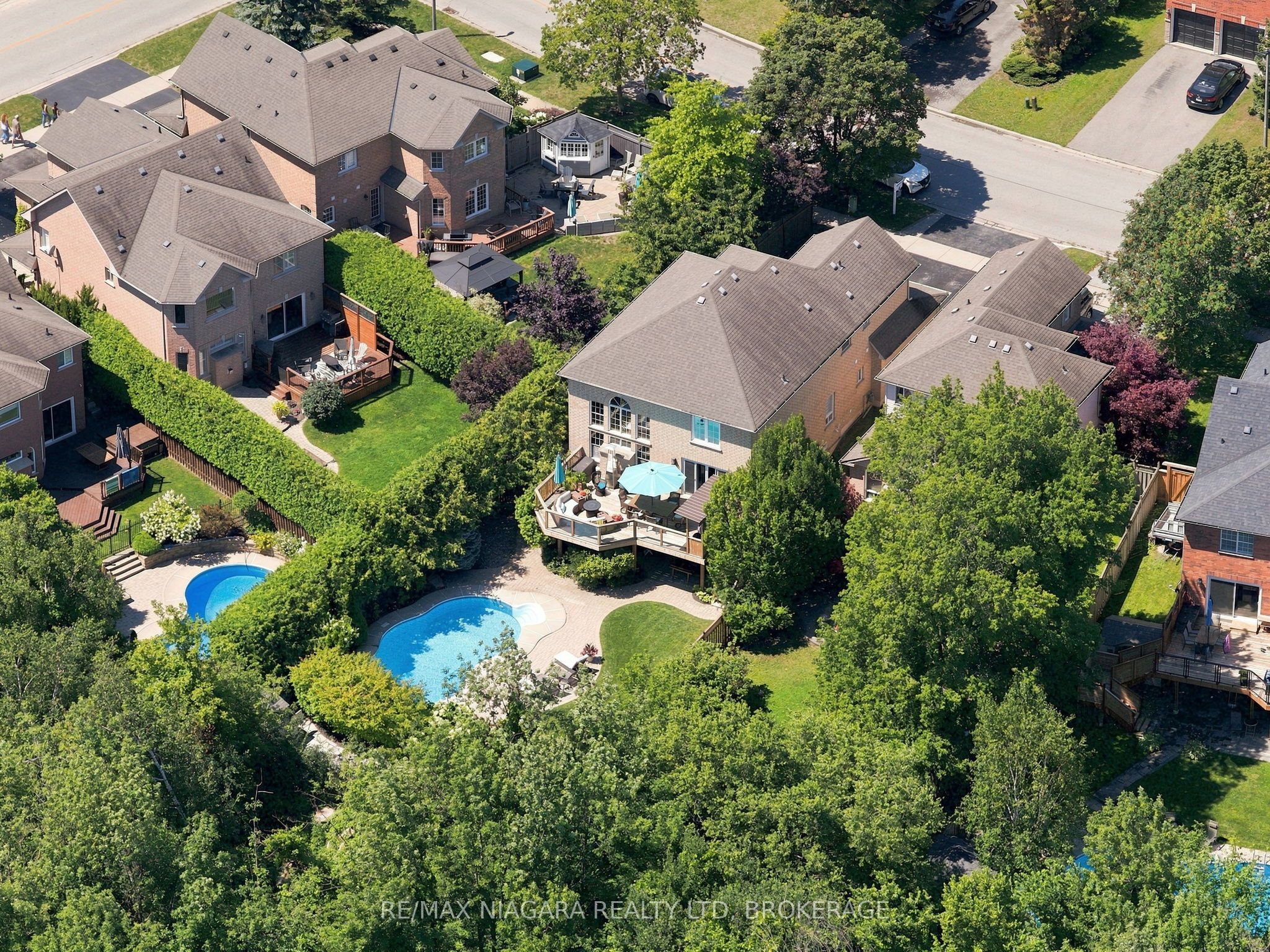 81 Gartshore Drive, Whitby, ON L1P 1N5 photo 3