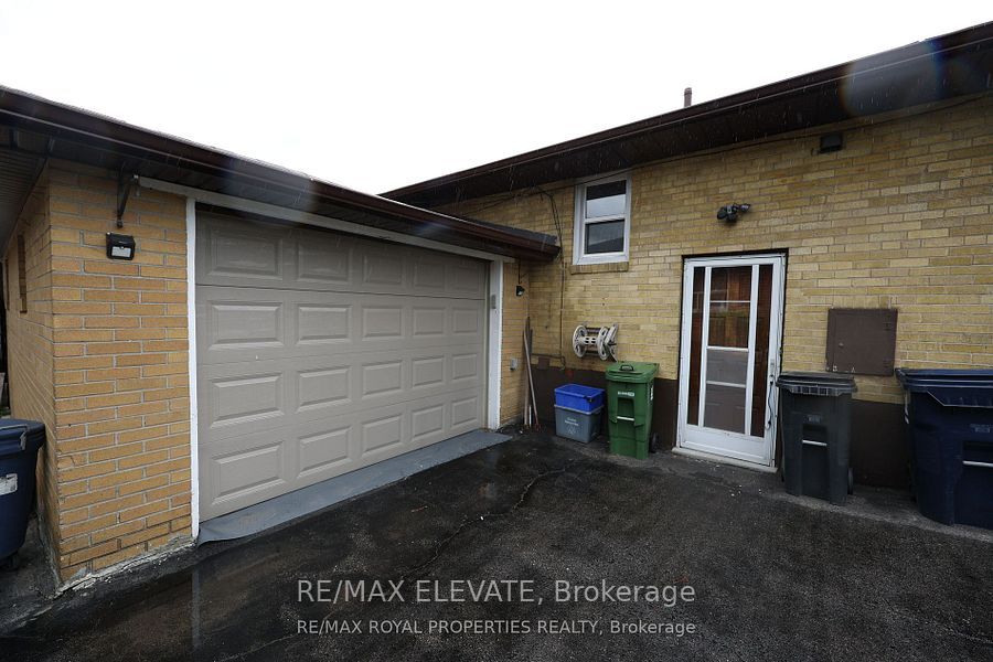 14 Mozart Avenue, Toronto, ON M1K 2V9 photo 2