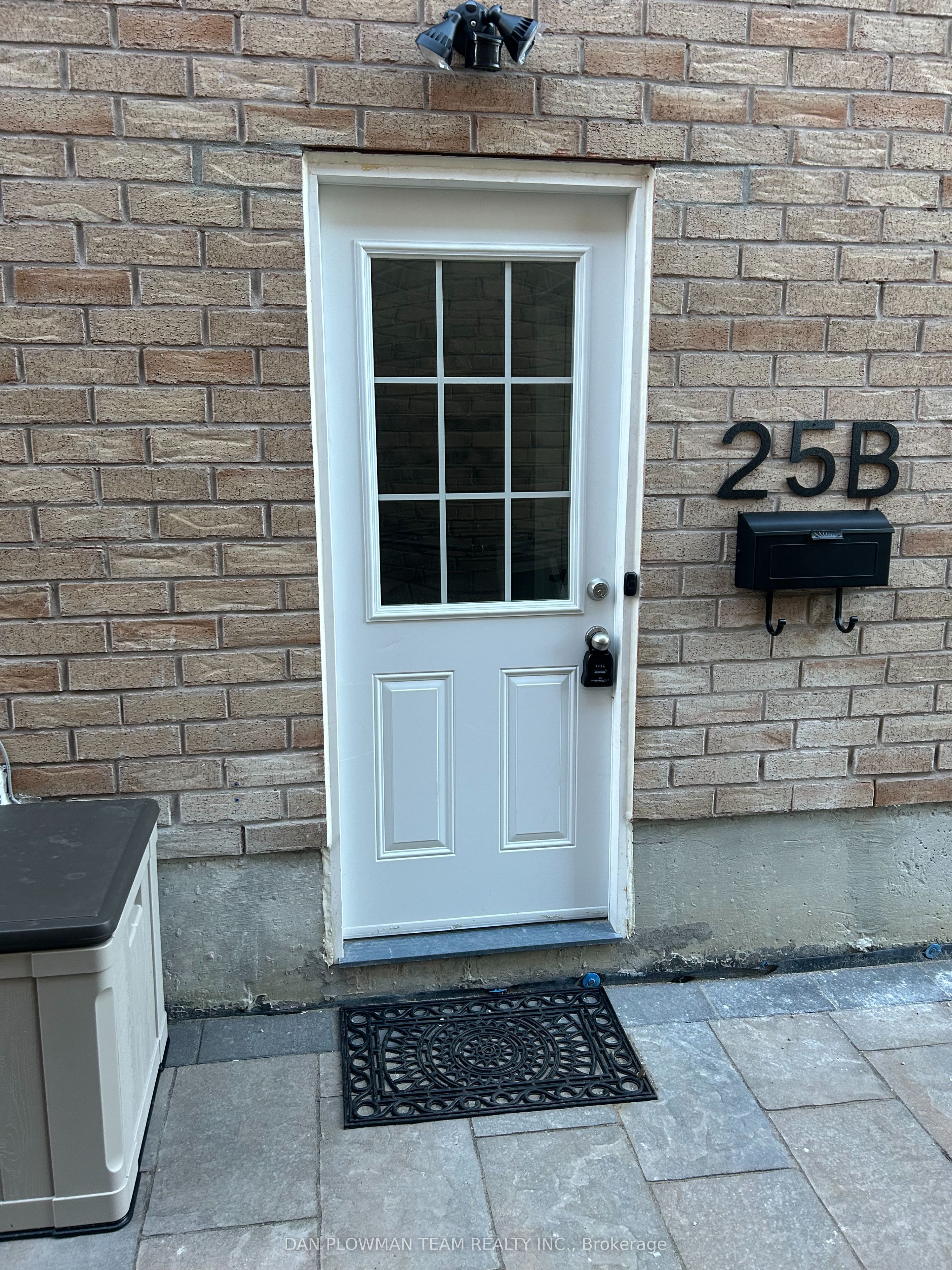 25 Roma Drive Bsmt, Whitby, ON L1P 0B4 photo 2