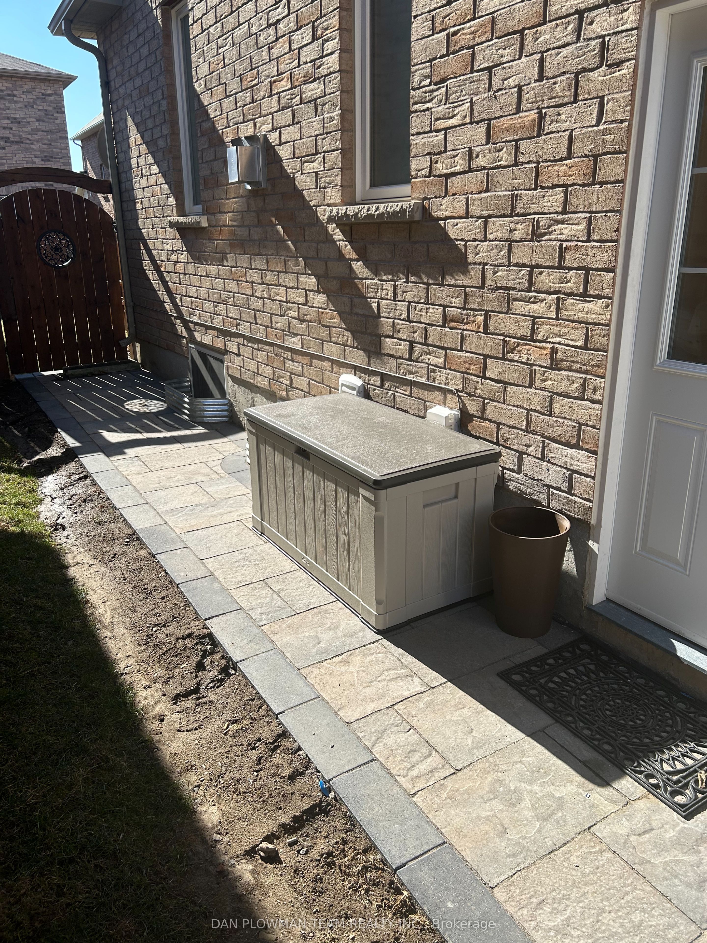 25 Roma Drive Bsmt, Whitby, ON L1P 0B4 photo 4
