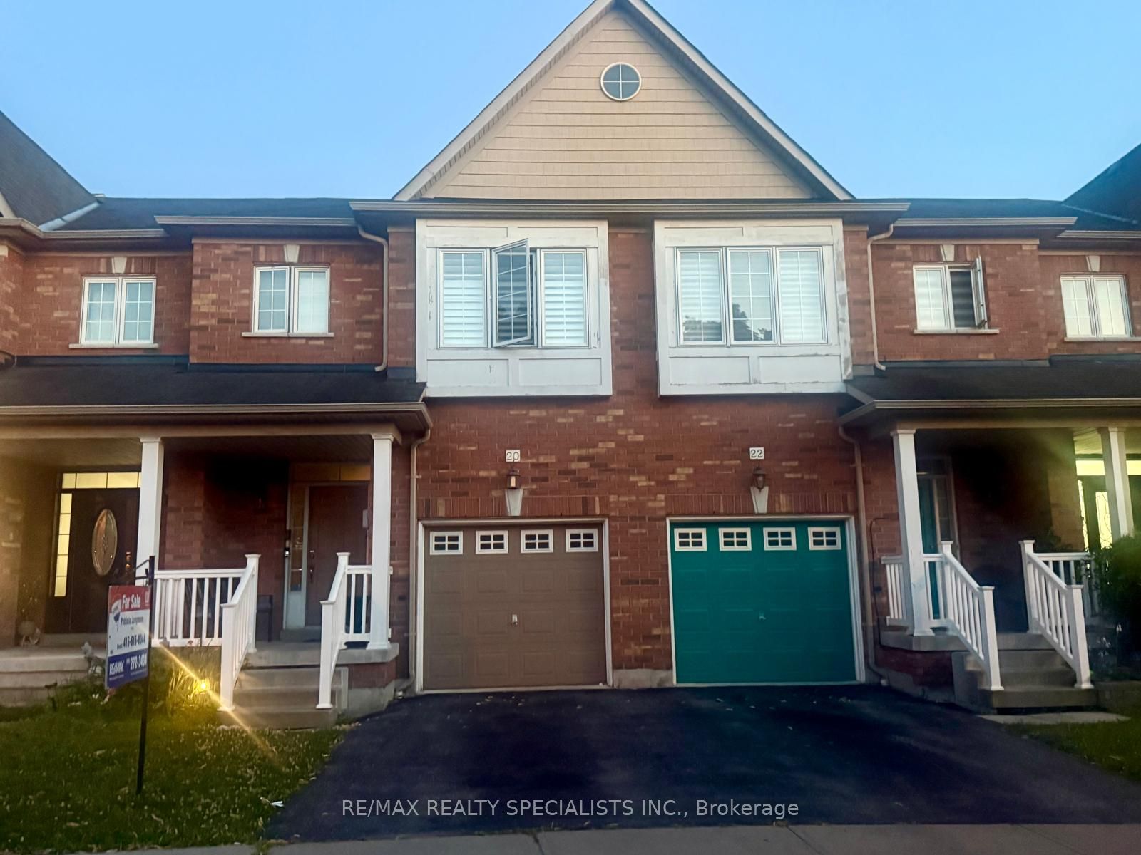 20 Thorp Crescent, Ajax, ON L1T 0G9 photo 2