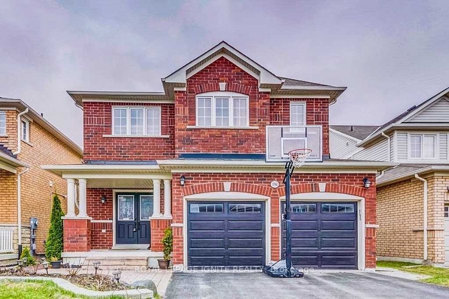 1584 Quail Run Drive Main, Oshawa, ON L1K 0E1