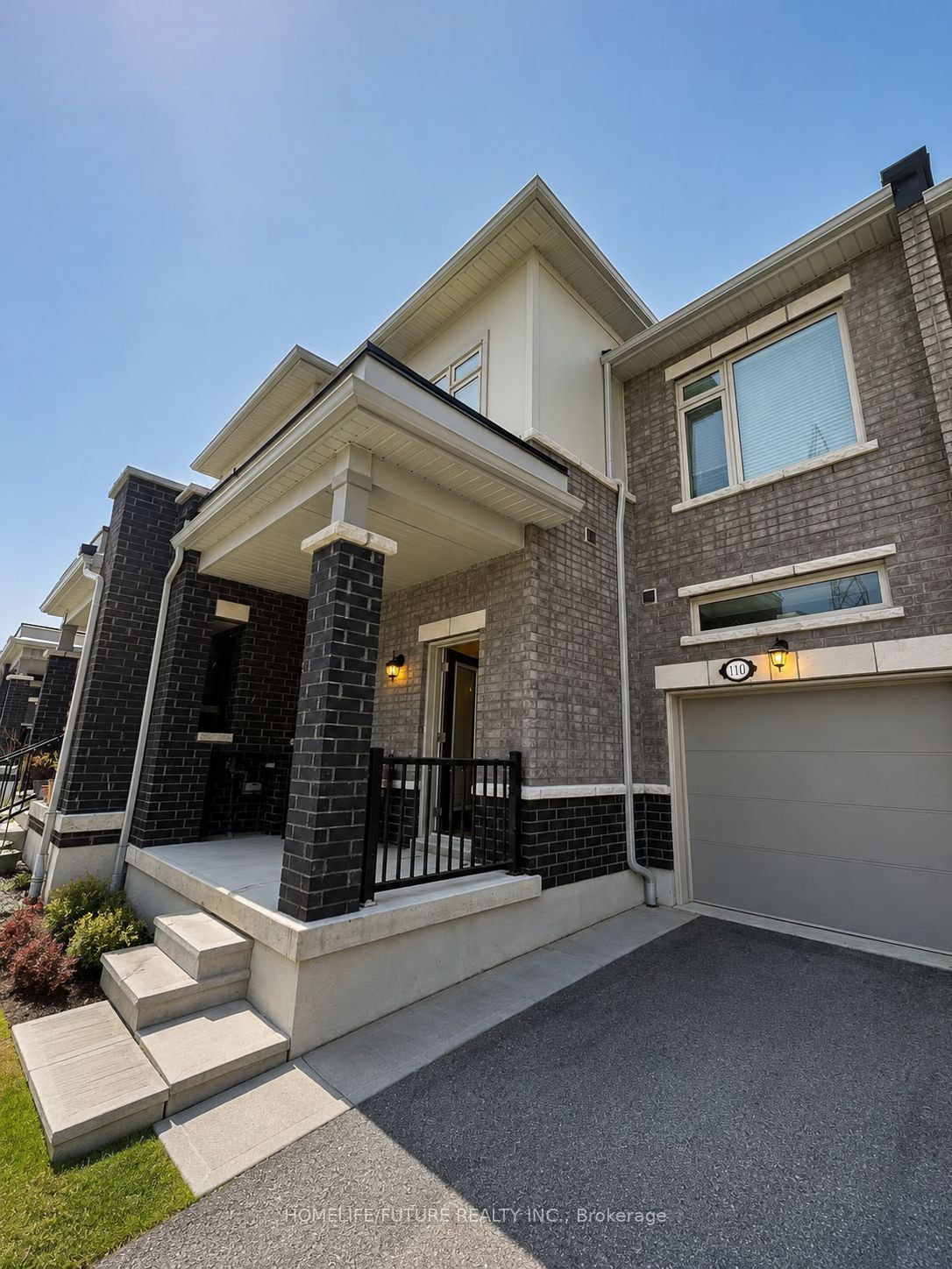 1110 Cameo Street, Pickering, ON L1X 0L7 photo 2