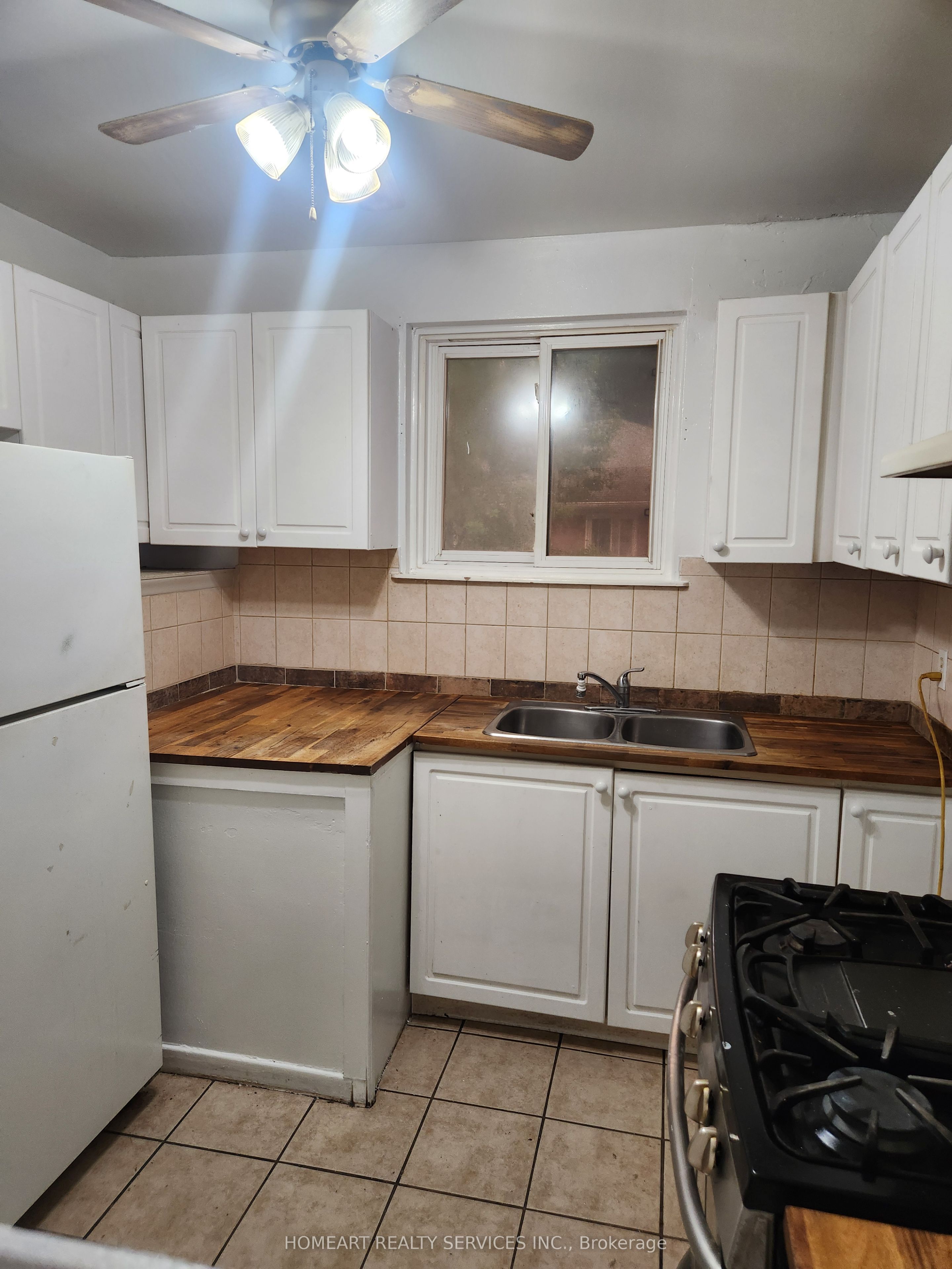 87 Tulloch Drive, Ajax, ON L1S 2S3 photo 4