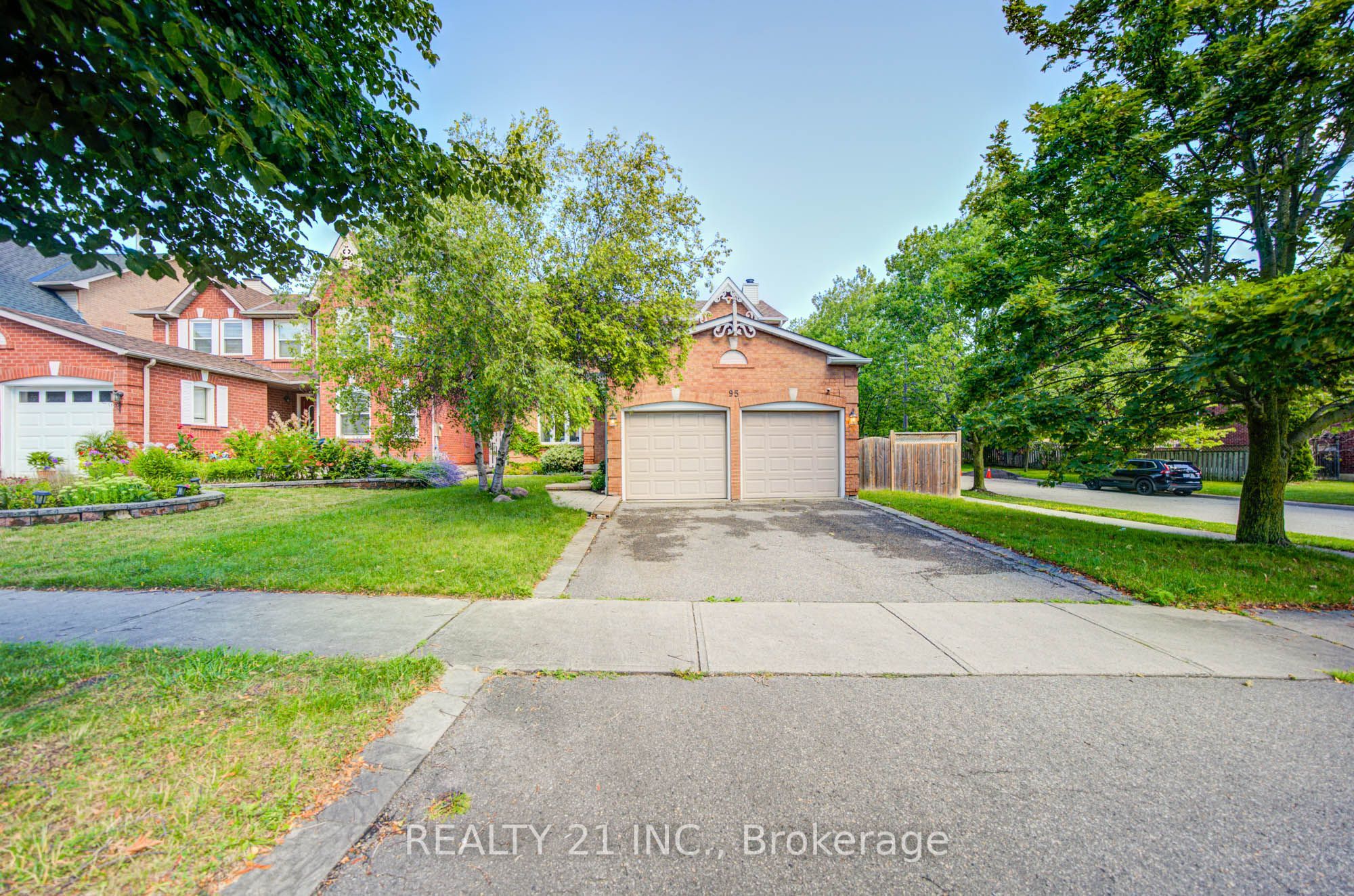 95 Hearne Crescent, Ajax, ON L1T 3P6 photo 3