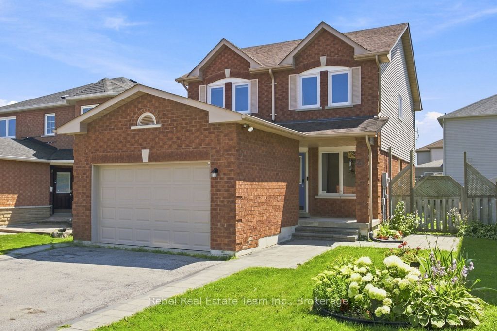 21 Bottrell Street, Clarington, ON L1C 4Z8 photo 2