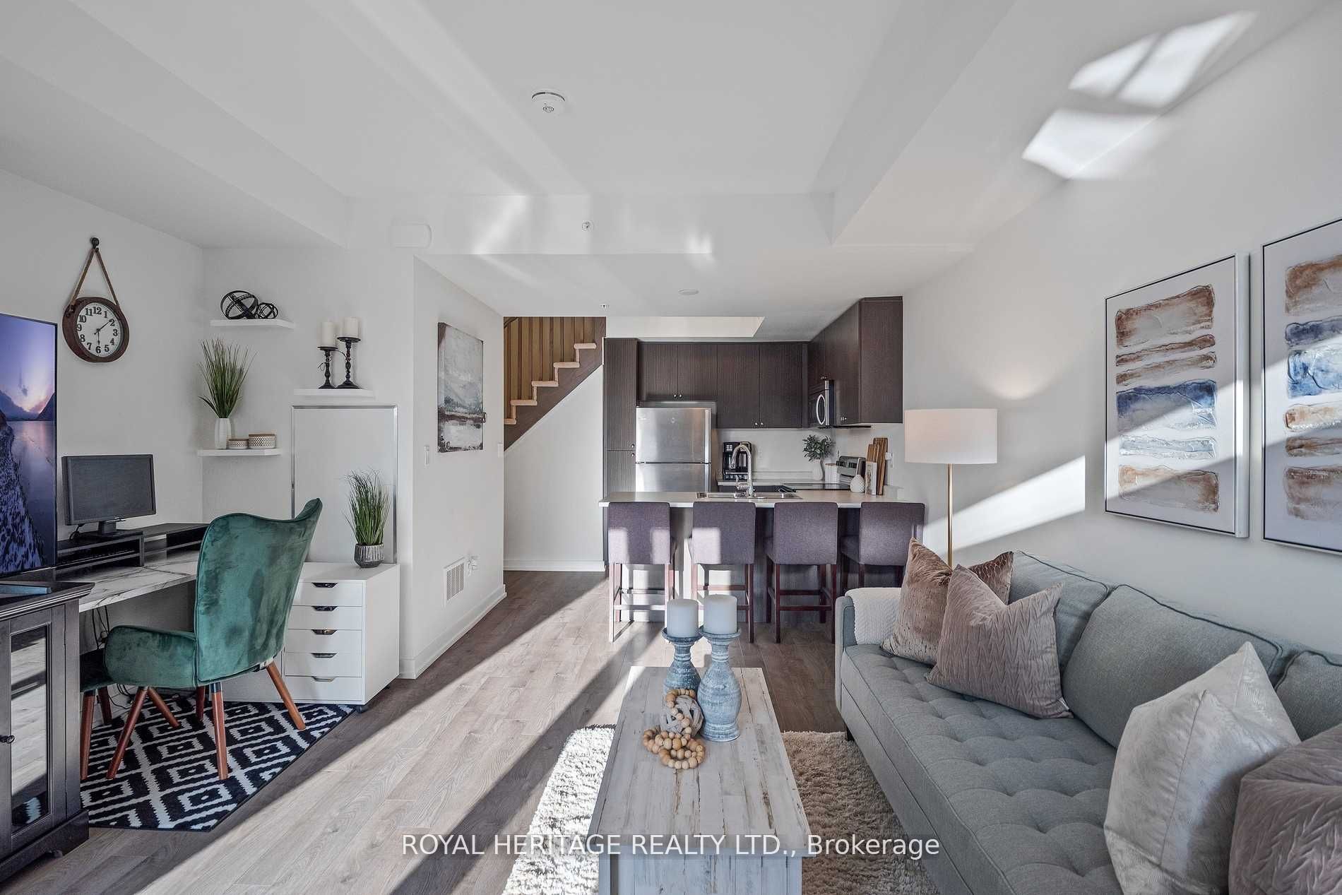 1555 Kingston Road 103, Pickering, ON L1V 0E9 photo 3