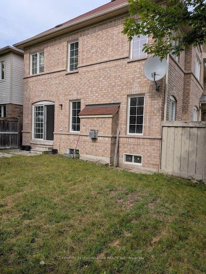 115 Elliottglen Drive, Ajax, ON L1Z 0G9 photo 2