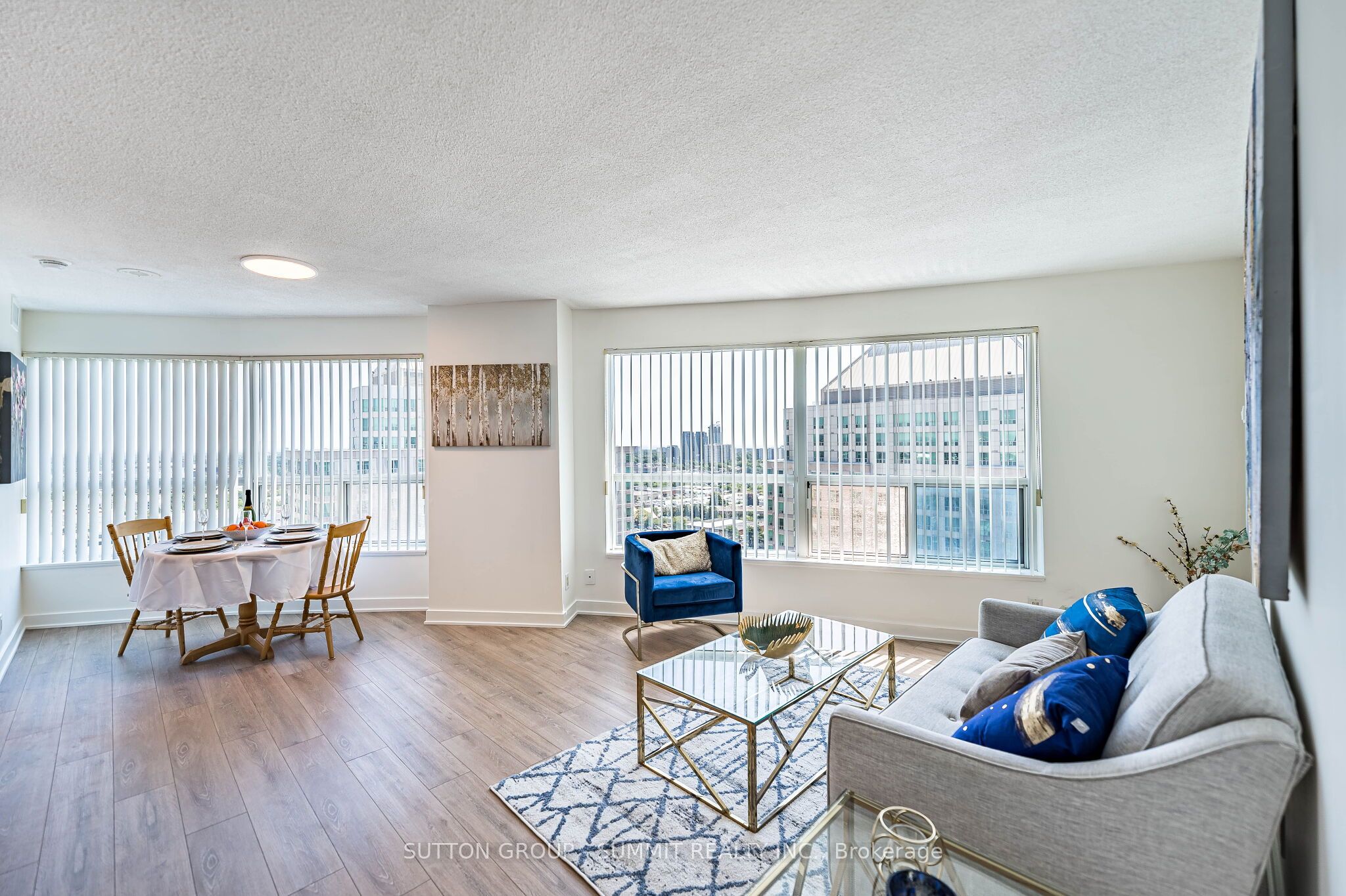 38 Lee Centre Drive 2605, Toronto, ON M1H 3J7 photo 5