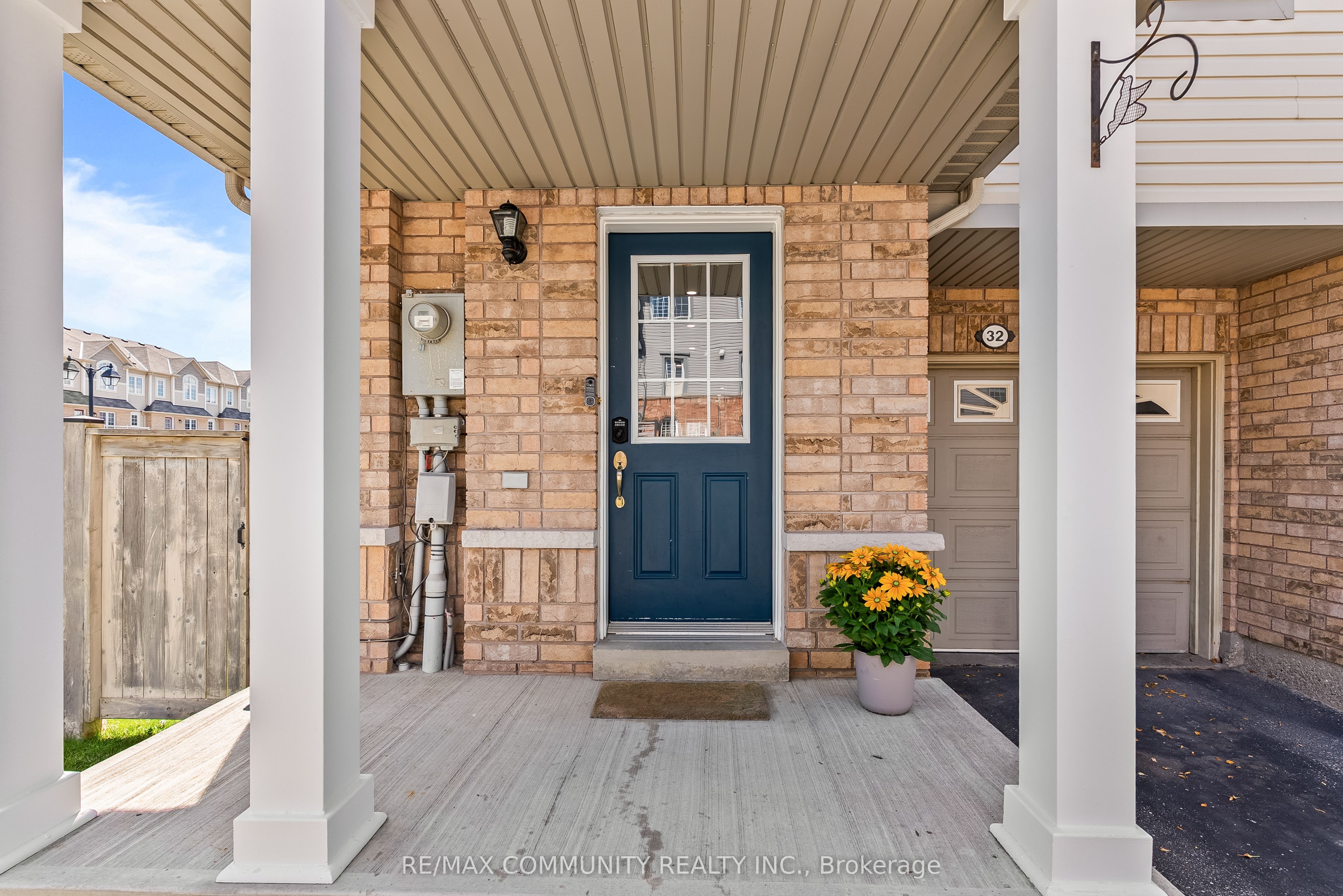 32 Bartolo Lane, Ajax, ON L1T 0C2 photo 2