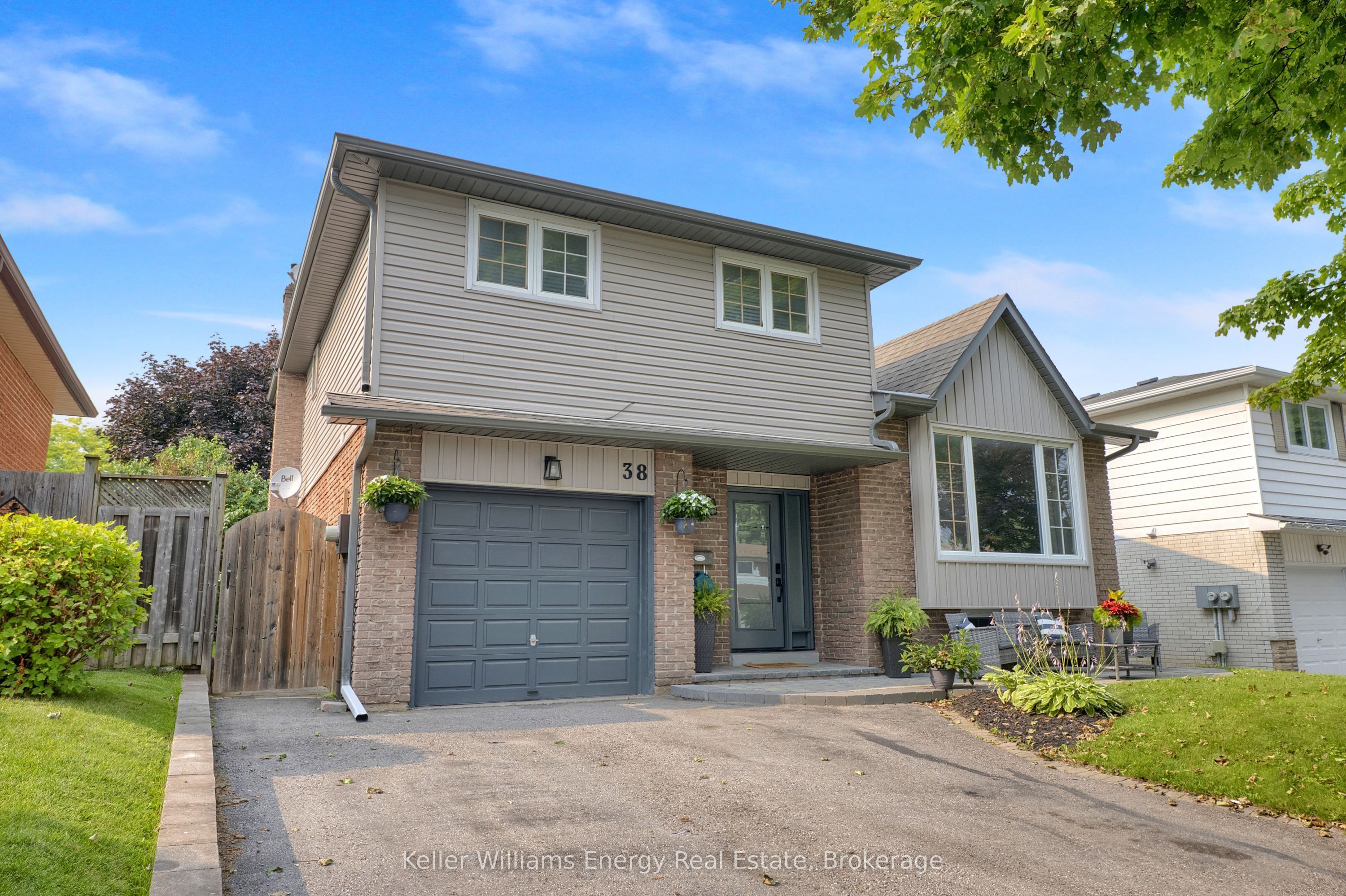 38 Spry Avenue, Clarington, ON L1C 3T5 photo 4