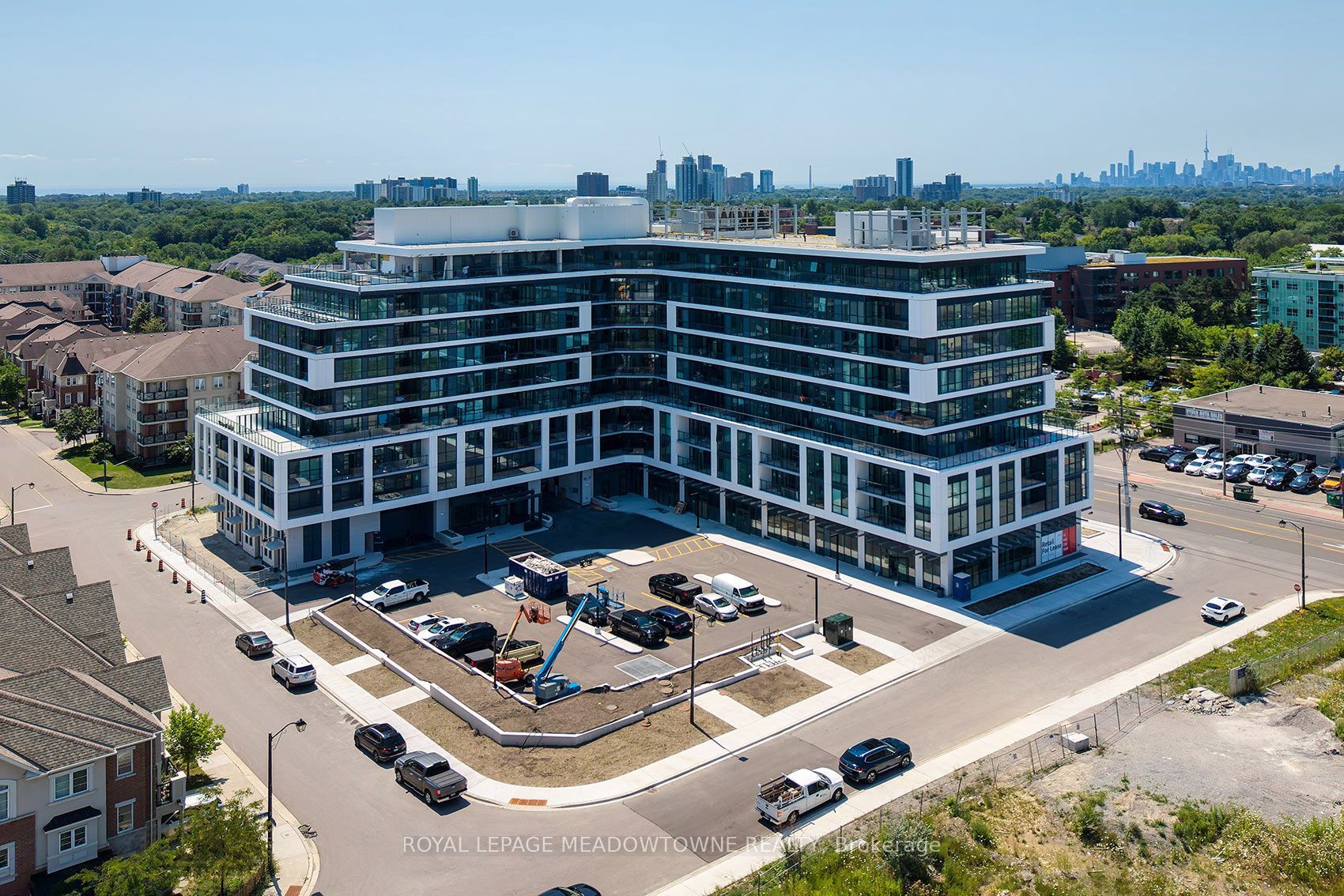 20 Deans Drive 804, Toronto, ON M1L 0J7 photo 2
