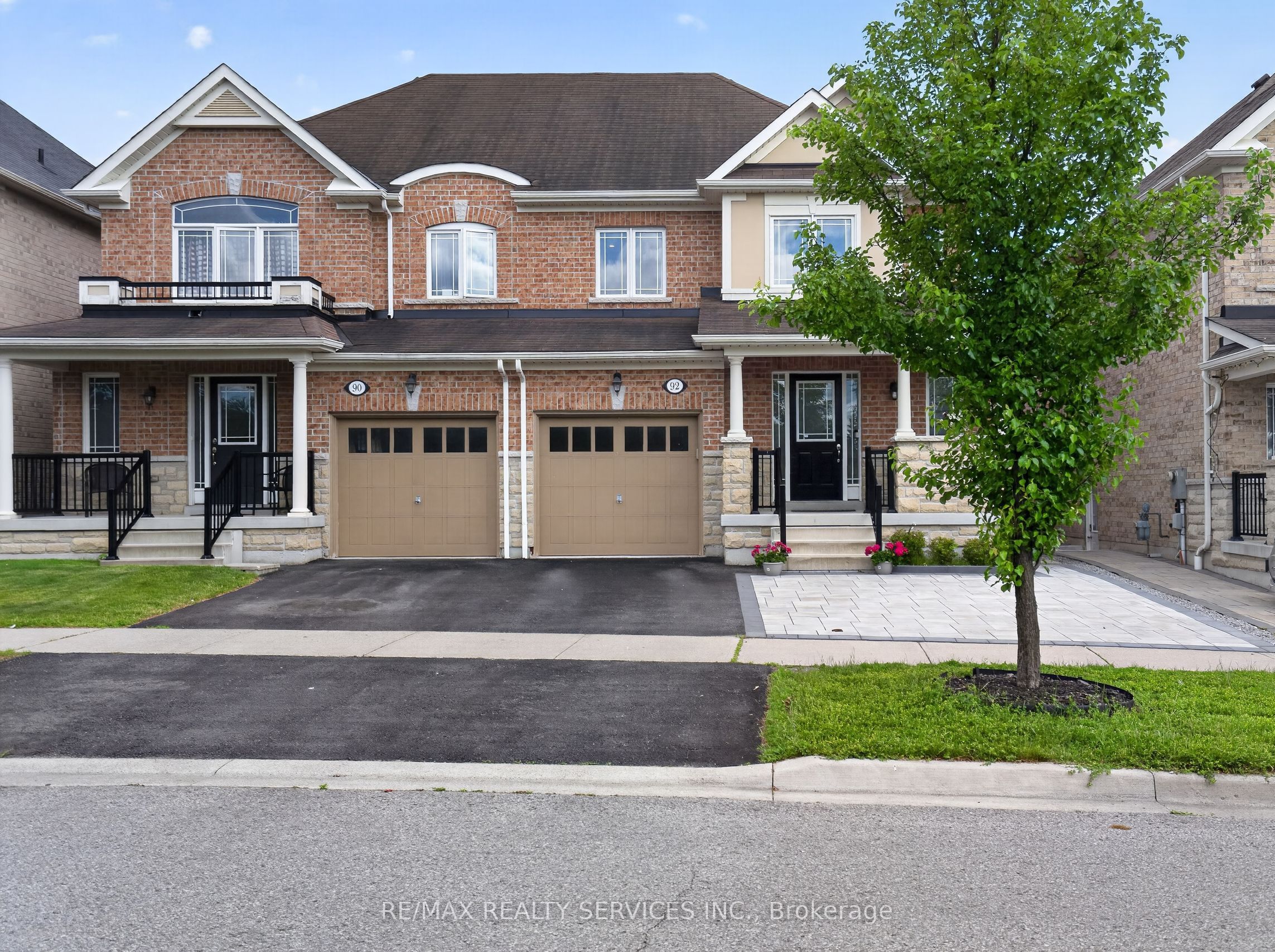 92 Snowling Drive, Ajax, ON L1Z 0G1 photo 3