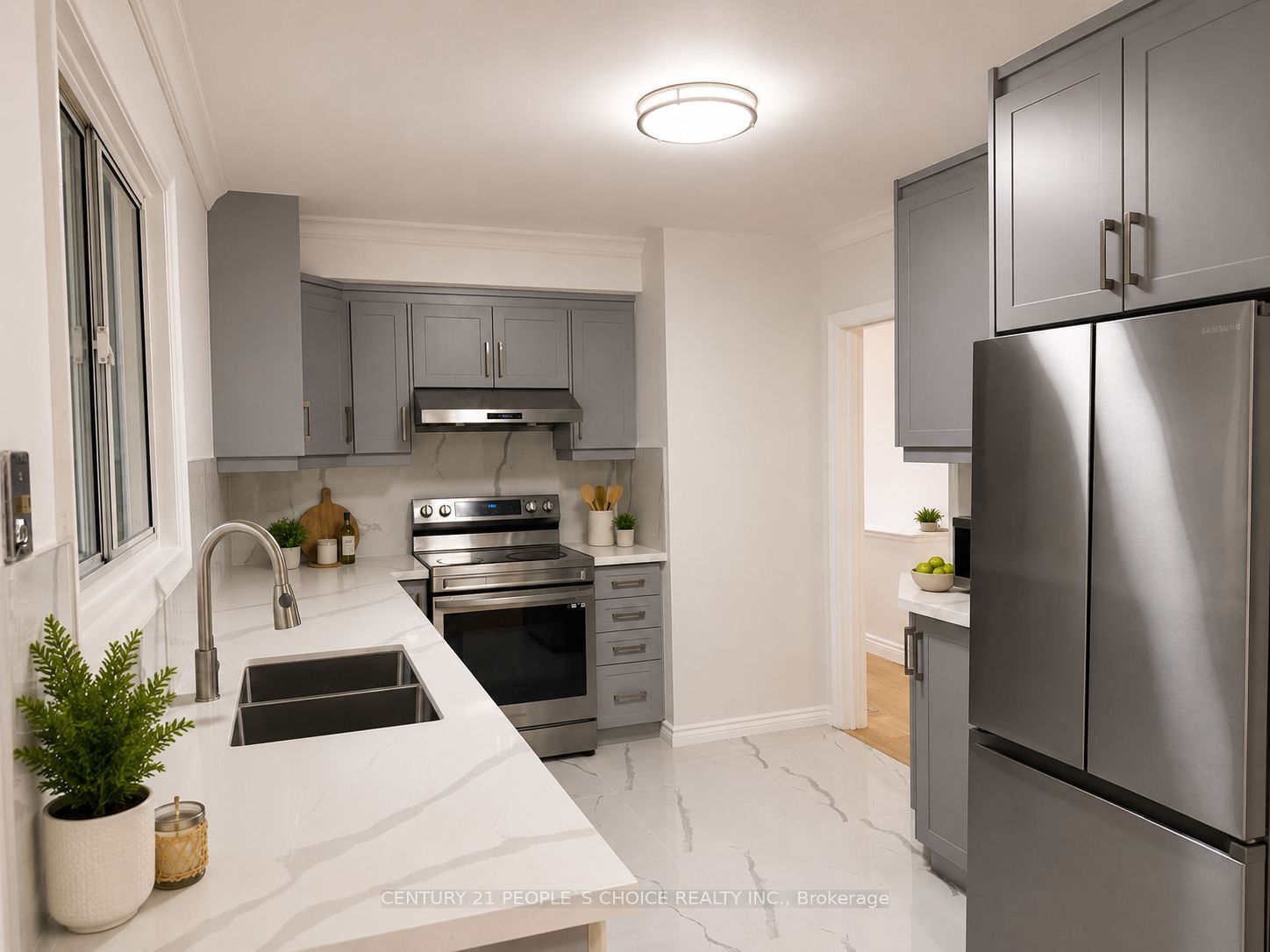 5 Mid Pines Road, Toronto, ON M1G 2L5 photo 5
