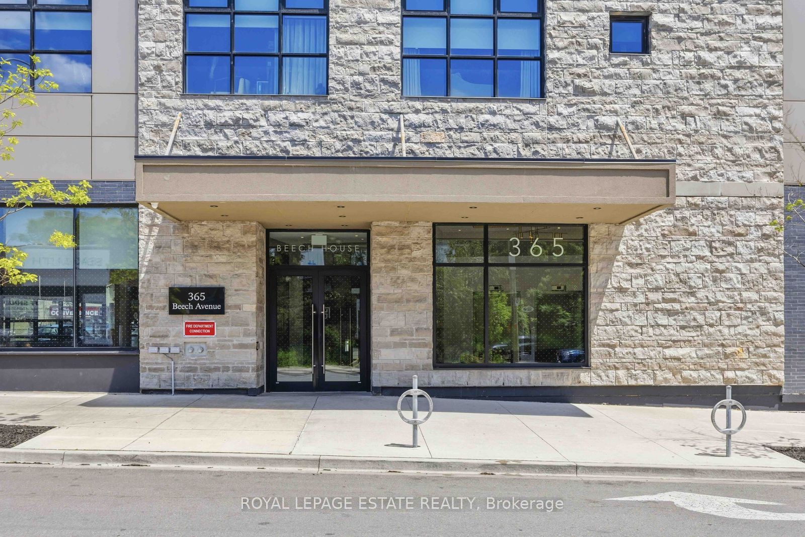 365 Beech Avenue 511, Toronto, ON M4E 0C2 photo 2