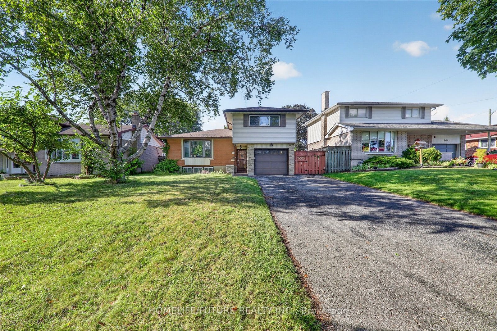 163 Labrador Drive, Oshawa, ON L1H 7E4 photo 3