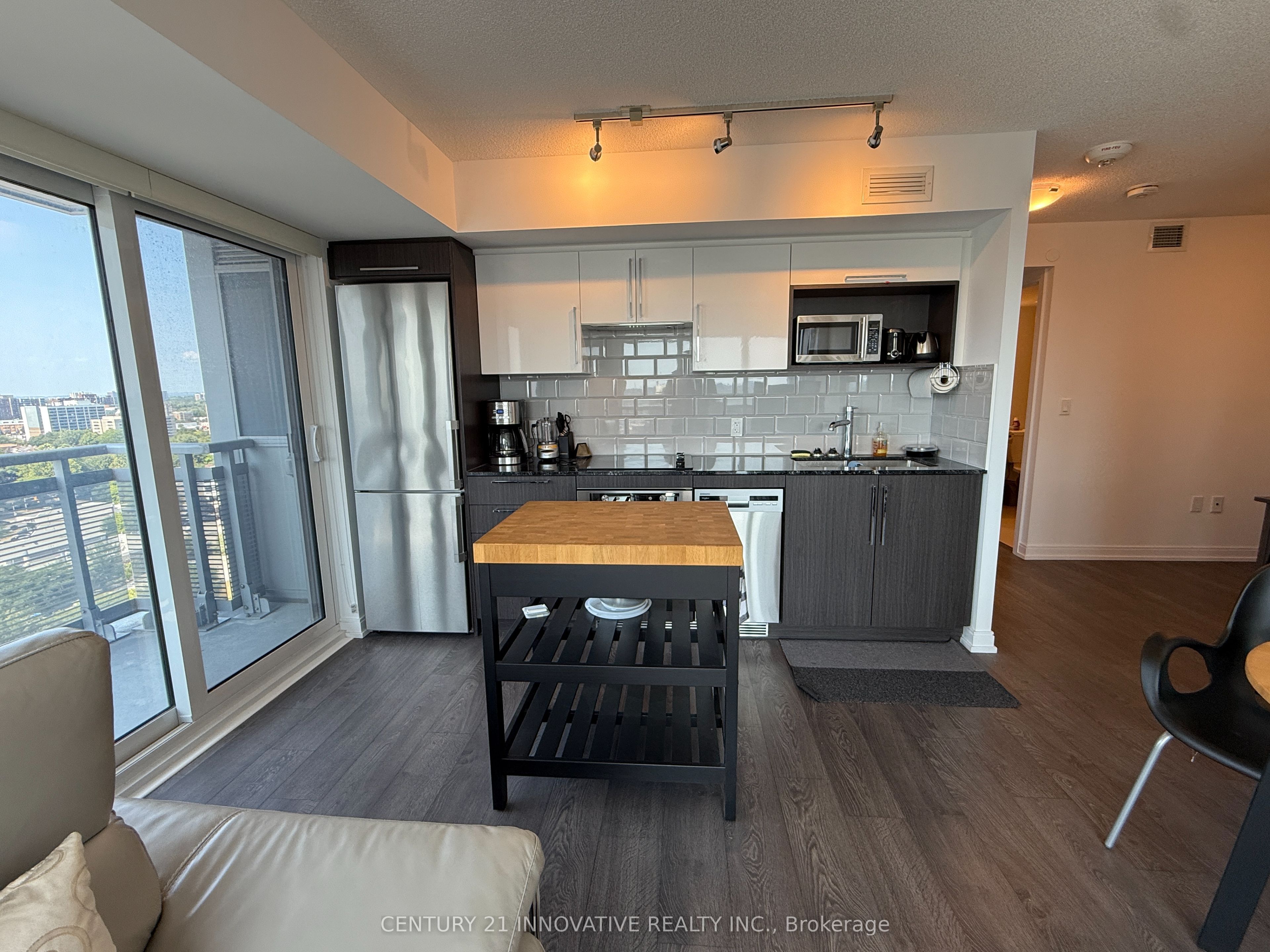 275 Village Green Square 1723, Toronto, ON M1S 0L8 photo 5