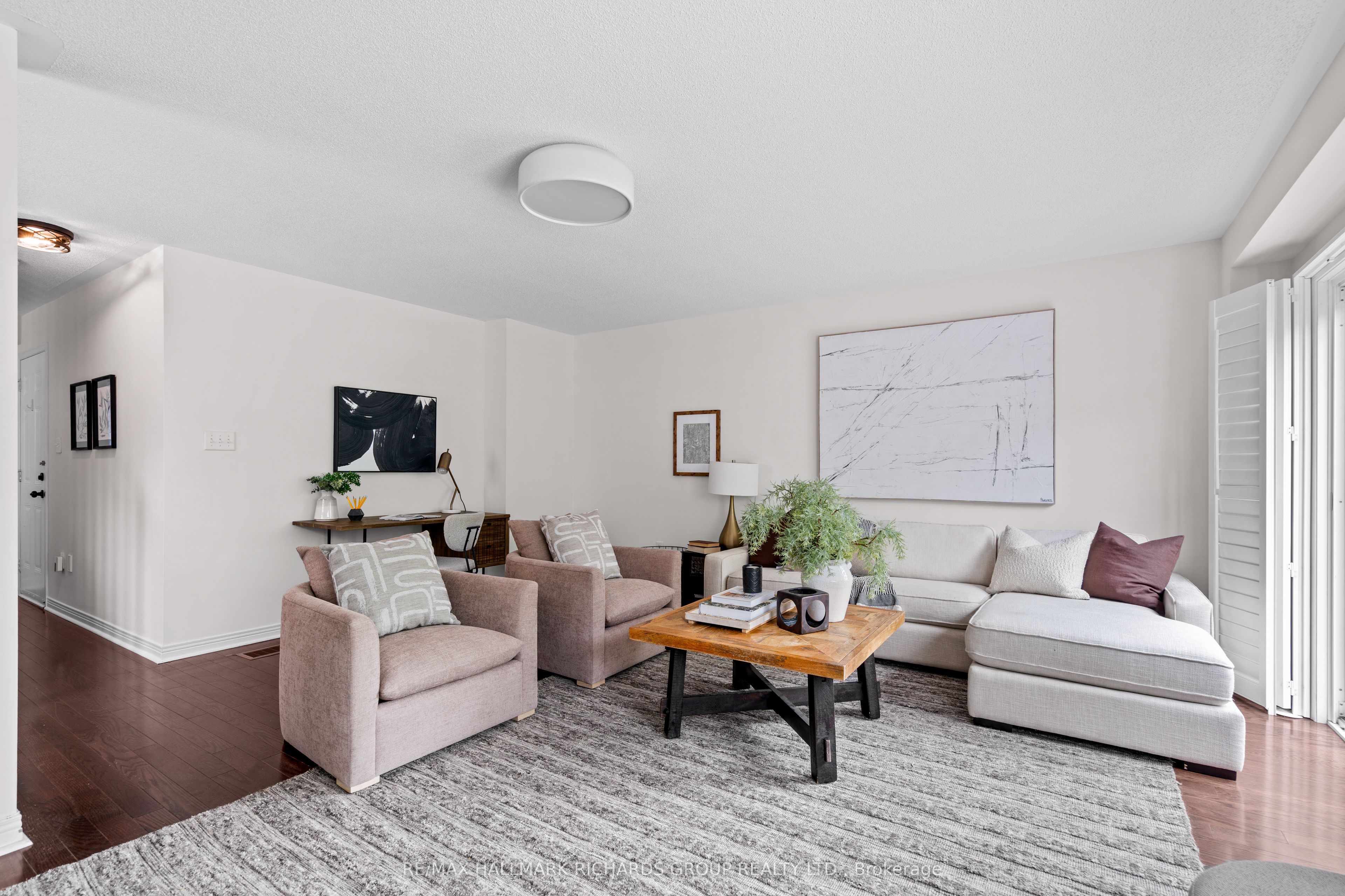 91 Wilkes Crescent, Toronto, ON M1L 0B2 photo 3