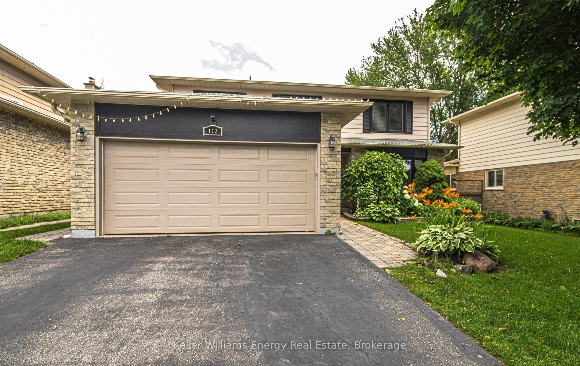 113 Robinson Crescent, Whitby, ON L1N 6W6 photo 4