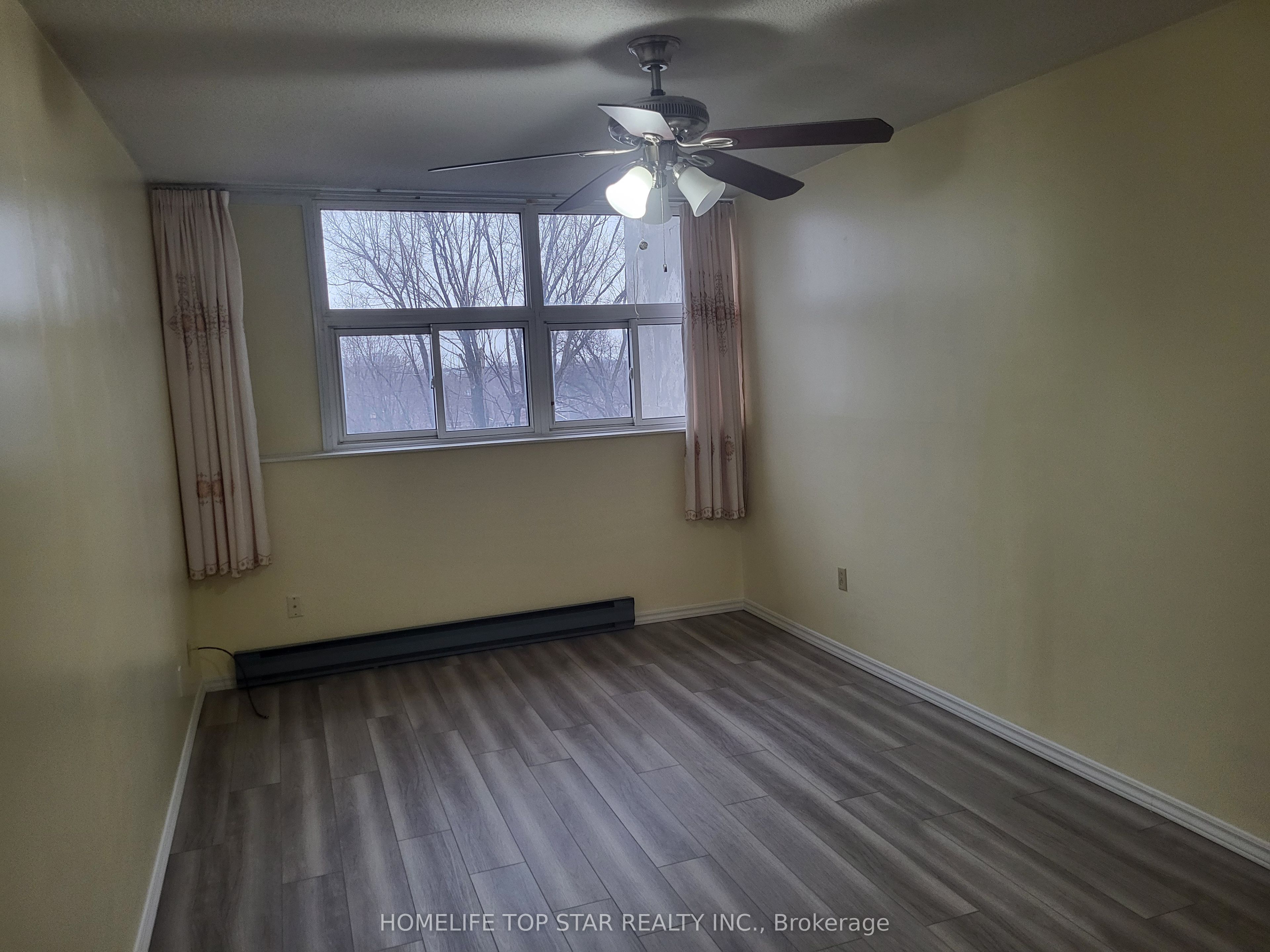 3765 Sheppard Avenue 204, Toronto, ON M1T 3R7 photo 3