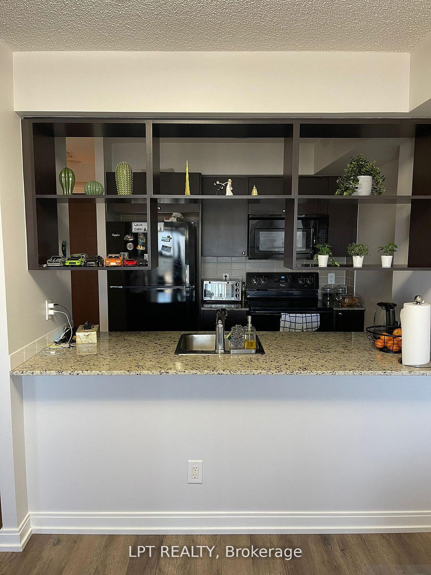 181 Village Green Square 812, Toronto, ON M1S 0K6 photo 5