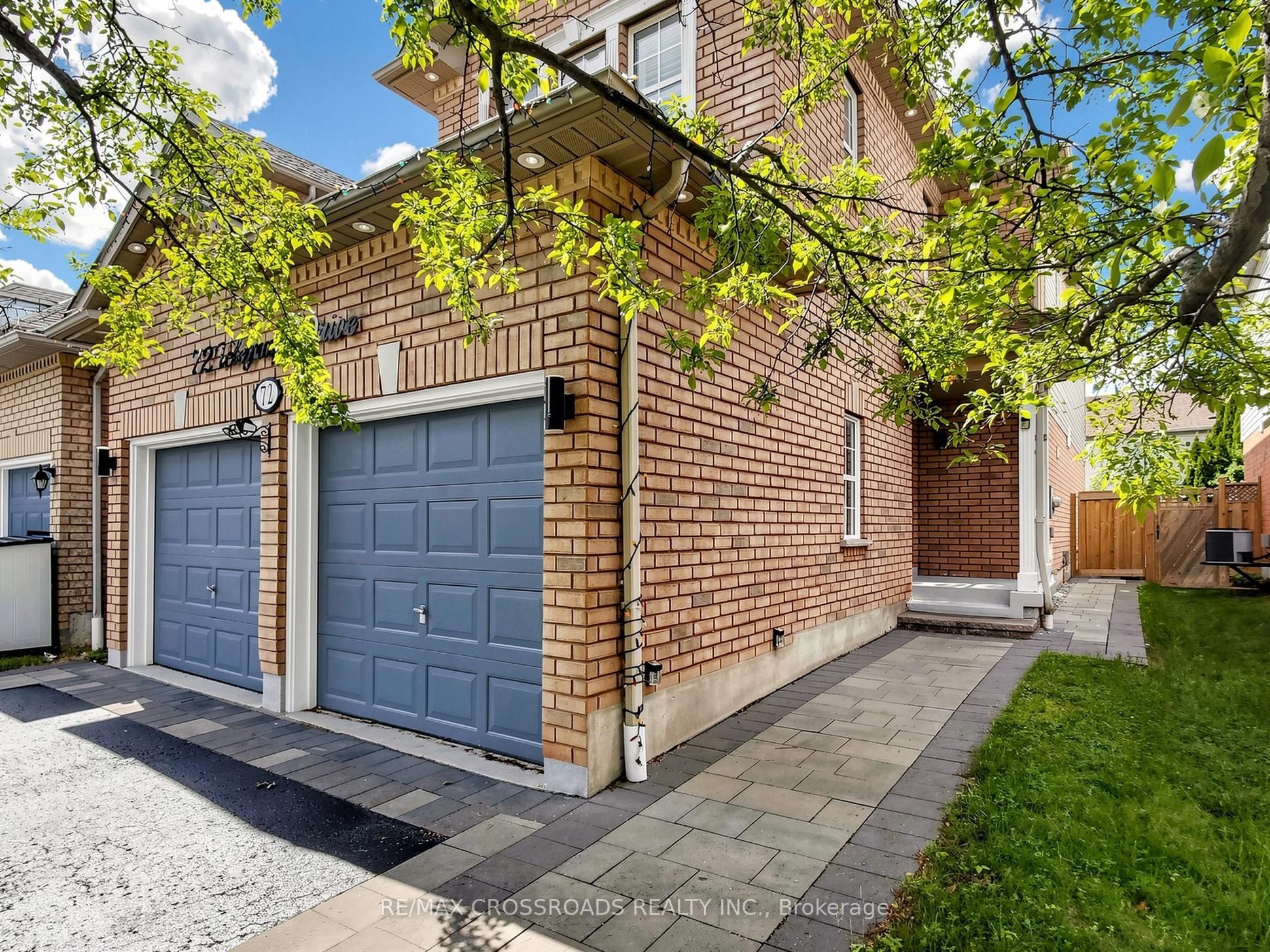 72 Telegraph Drive, Whitby, ON L1P 1S4