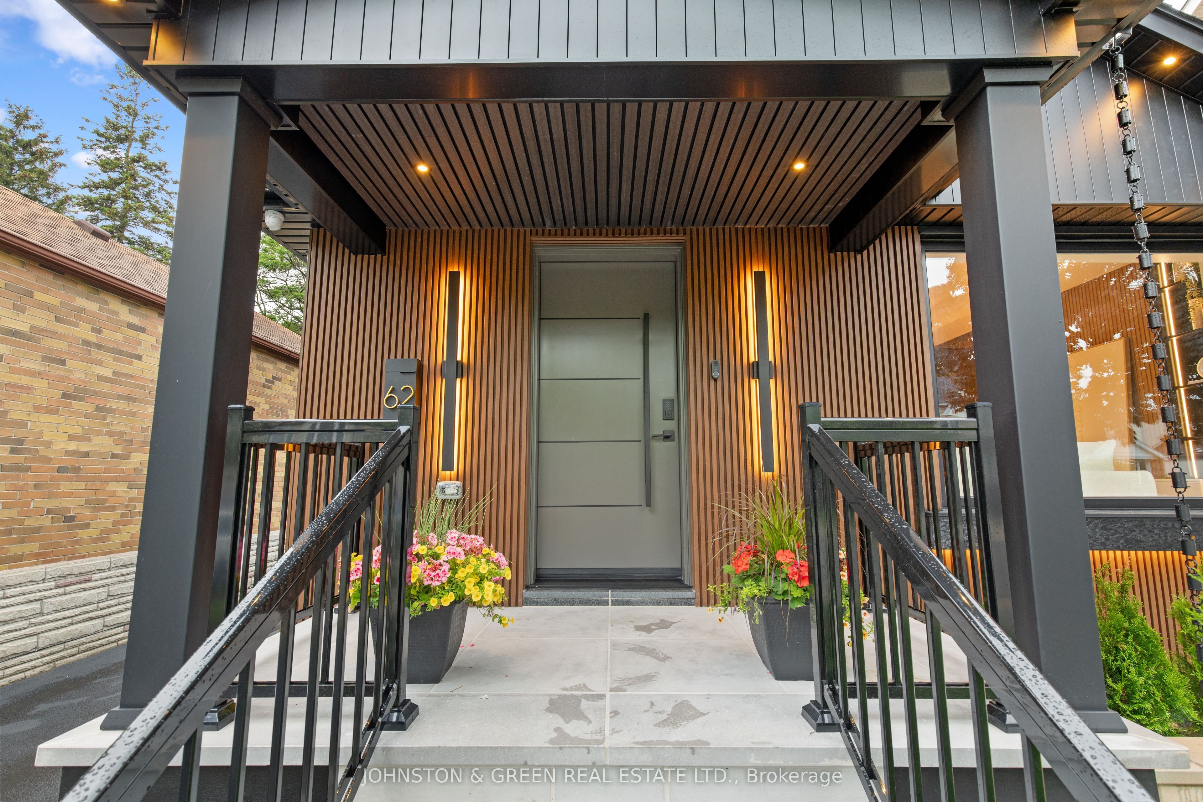 62 Northridge Avenue, Toronto, ON M4J 4P2 photo 2