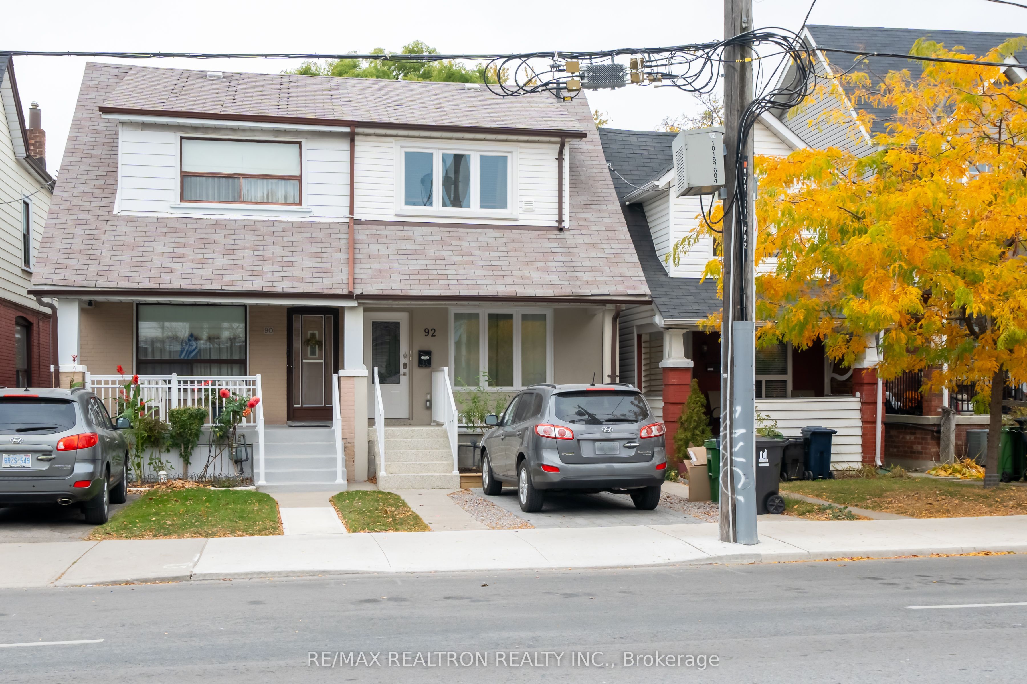 92 Donlands Avenue Bsmt, Toronto, ON M4J 3P1