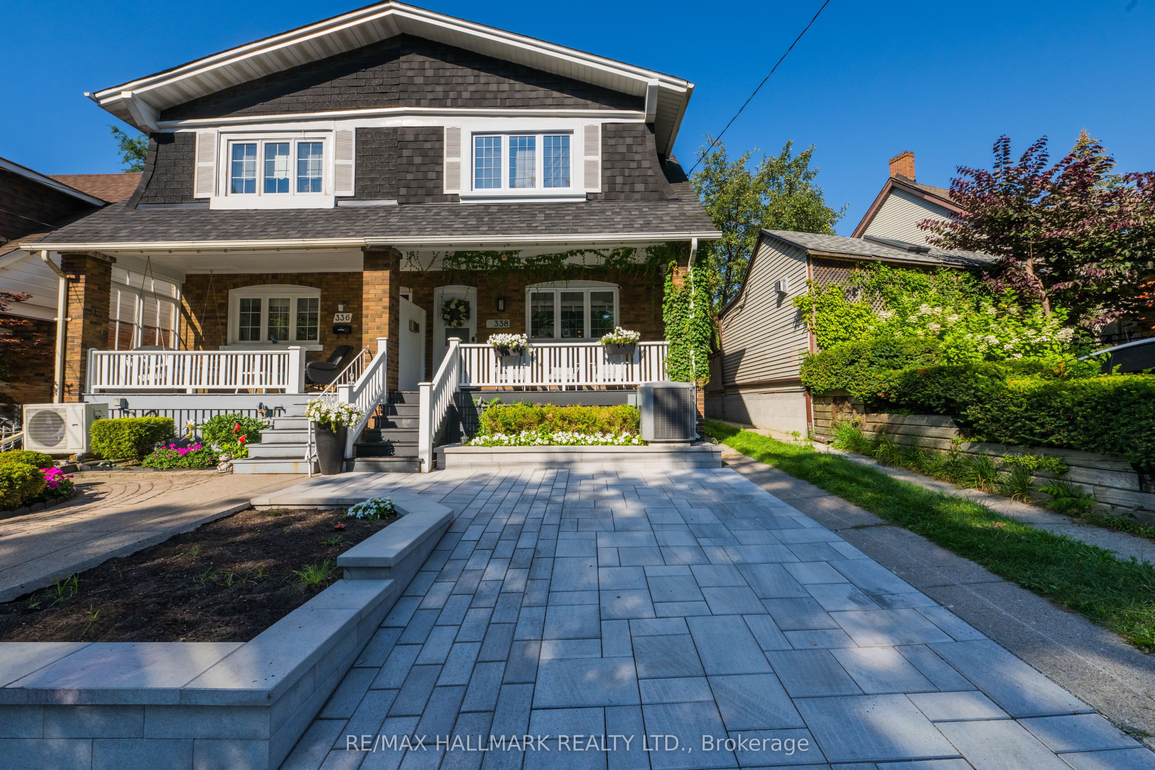 338 Kenilworth Avenue, Toronto, ON M4L 3S8