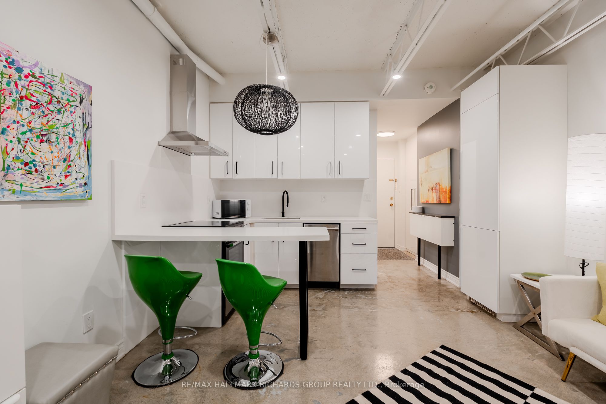123 Woodbine Avenue 121, Toronto, ON M4L 3V8 photo 3