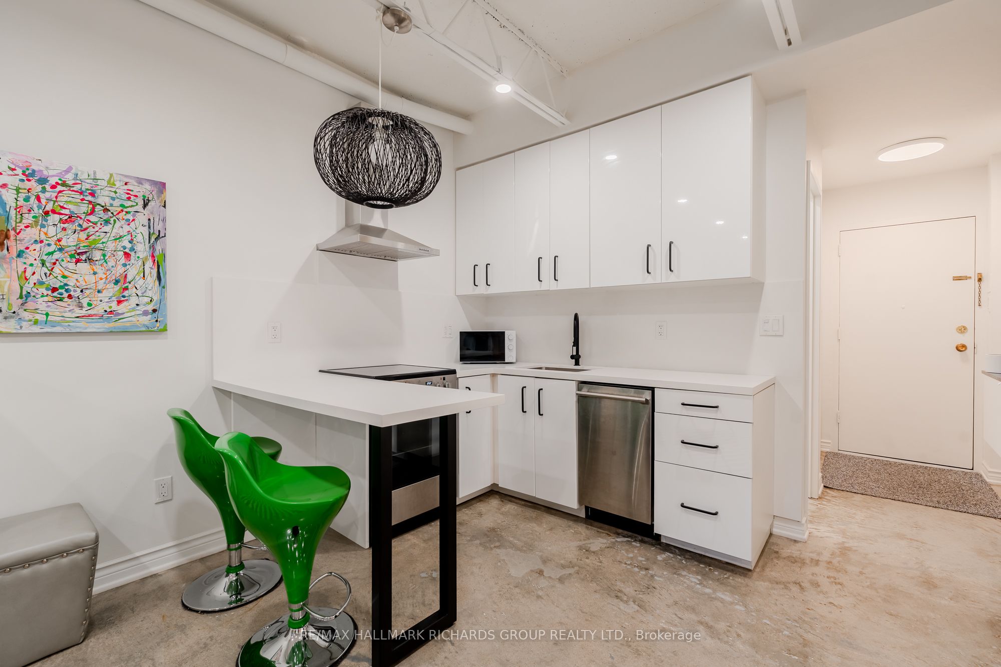 123 Woodbine Avenue 121, Toronto, ON M4L 3V8 photo 4