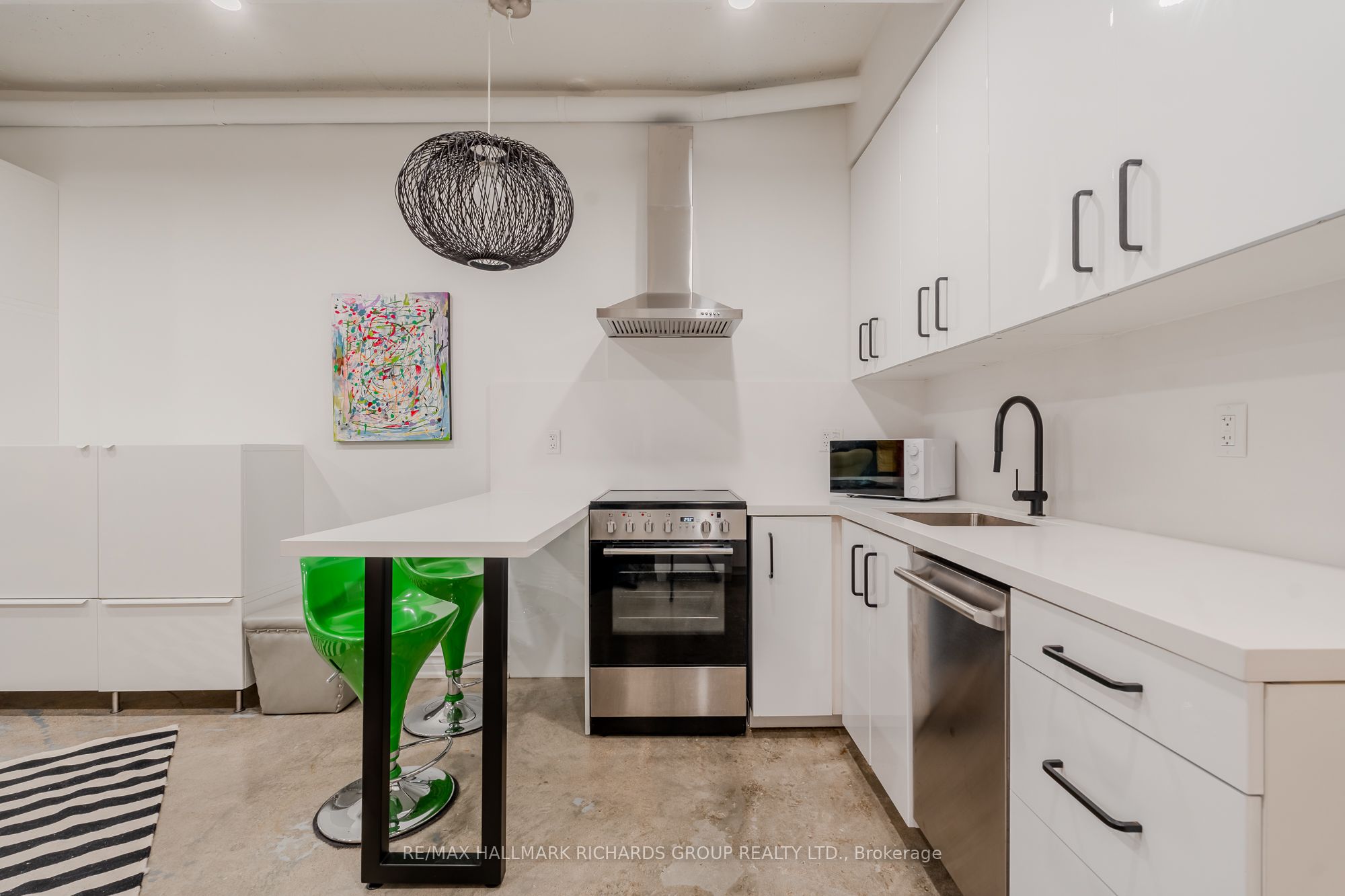 123 Woodbine Avenue 121, Toronto, ON M4L 3V8 photo 5