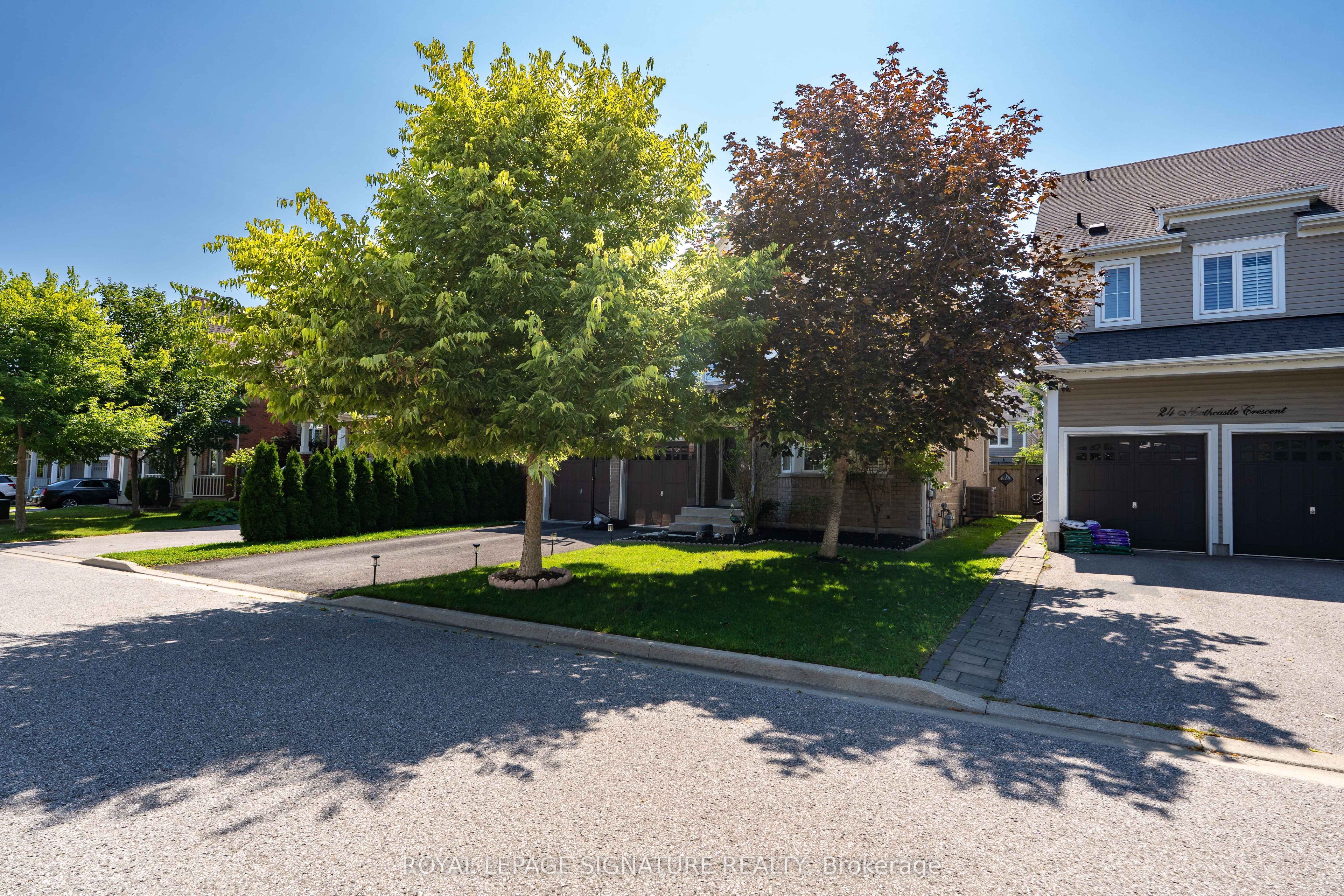 22 Northcastle Crescent, Whitby, ON L1M 0H8 photo 4