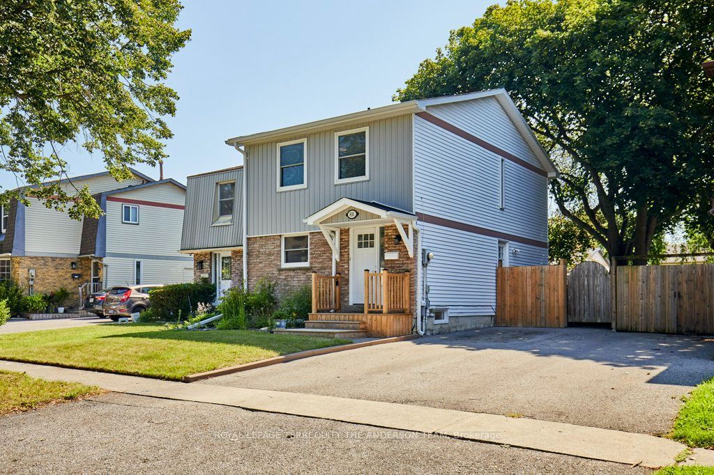831 Gentry Crescent, Oshawa, ON L1K 1L6 photo 3