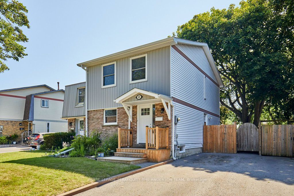 831 Gentry Crescent, Oshawa, ON L1K 1L6 photo 5