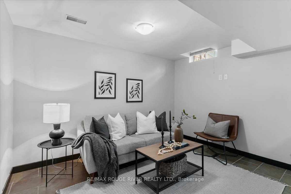 7 Inglis Avenue Bsmt, Clarington, ON L1E 2A8 photo 5