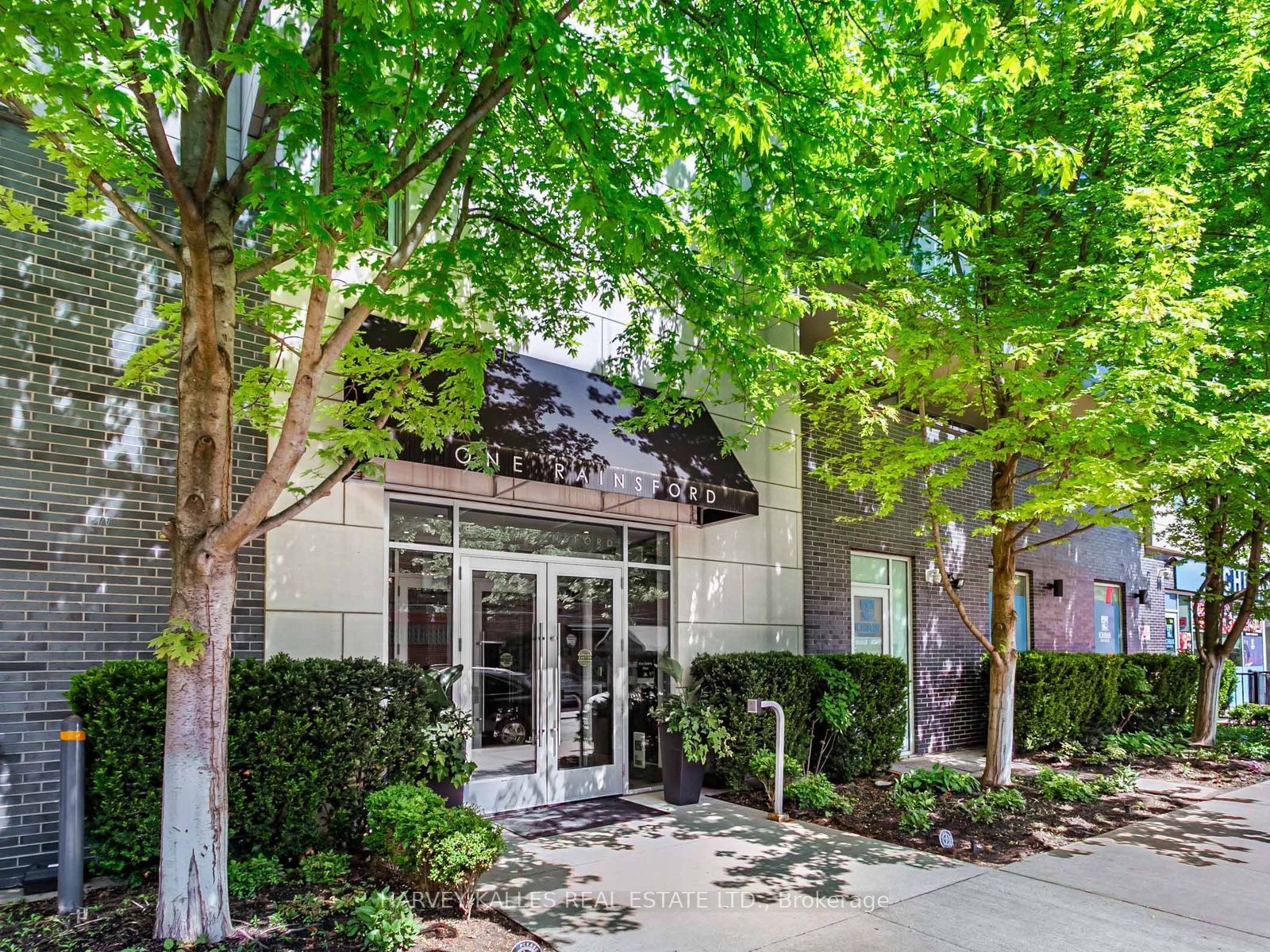 1 Rainsford Road 404, Toronto, ON M4L 3N5 photo 2