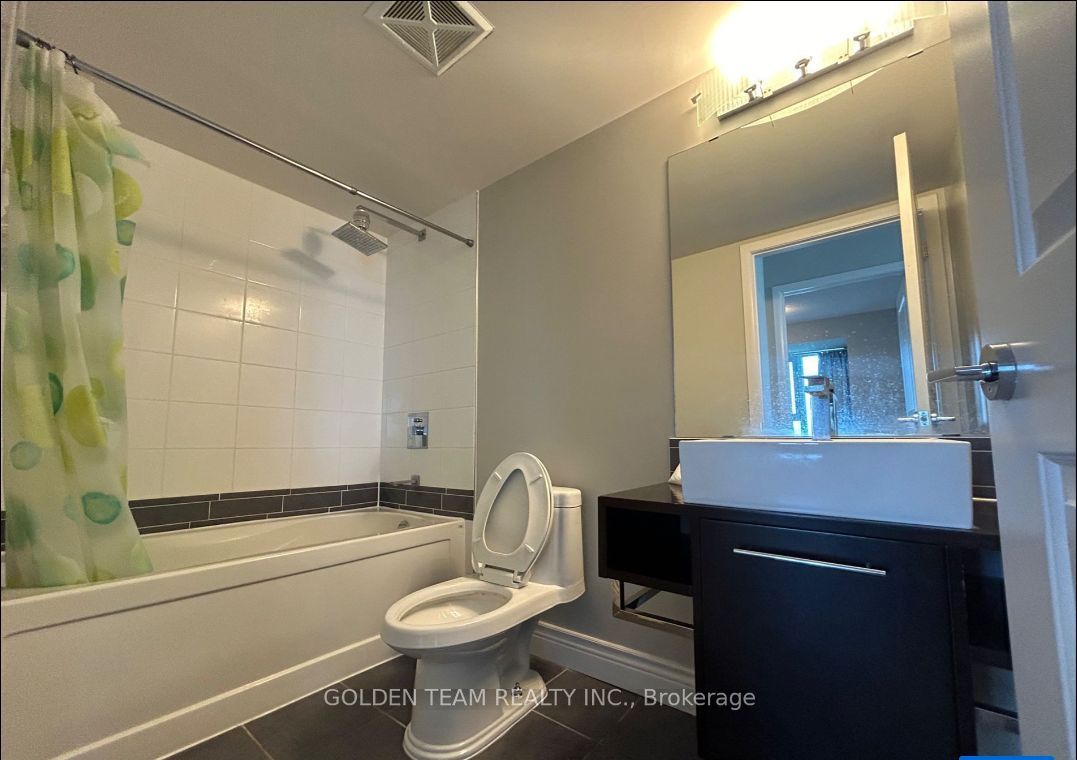 190 Borough Drive 3205, Toronto, ON M1P 0B6 photo 5