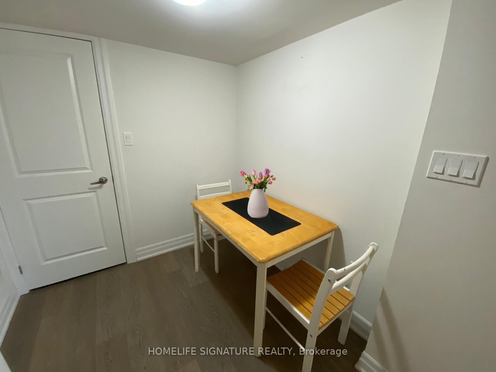 973 Warden (Basement) Avenue, Toronto, ON M1R 0G3 photo 2