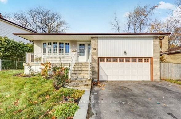 30 Clements Road E, Ajax, ON L1S 1K8 photo 2