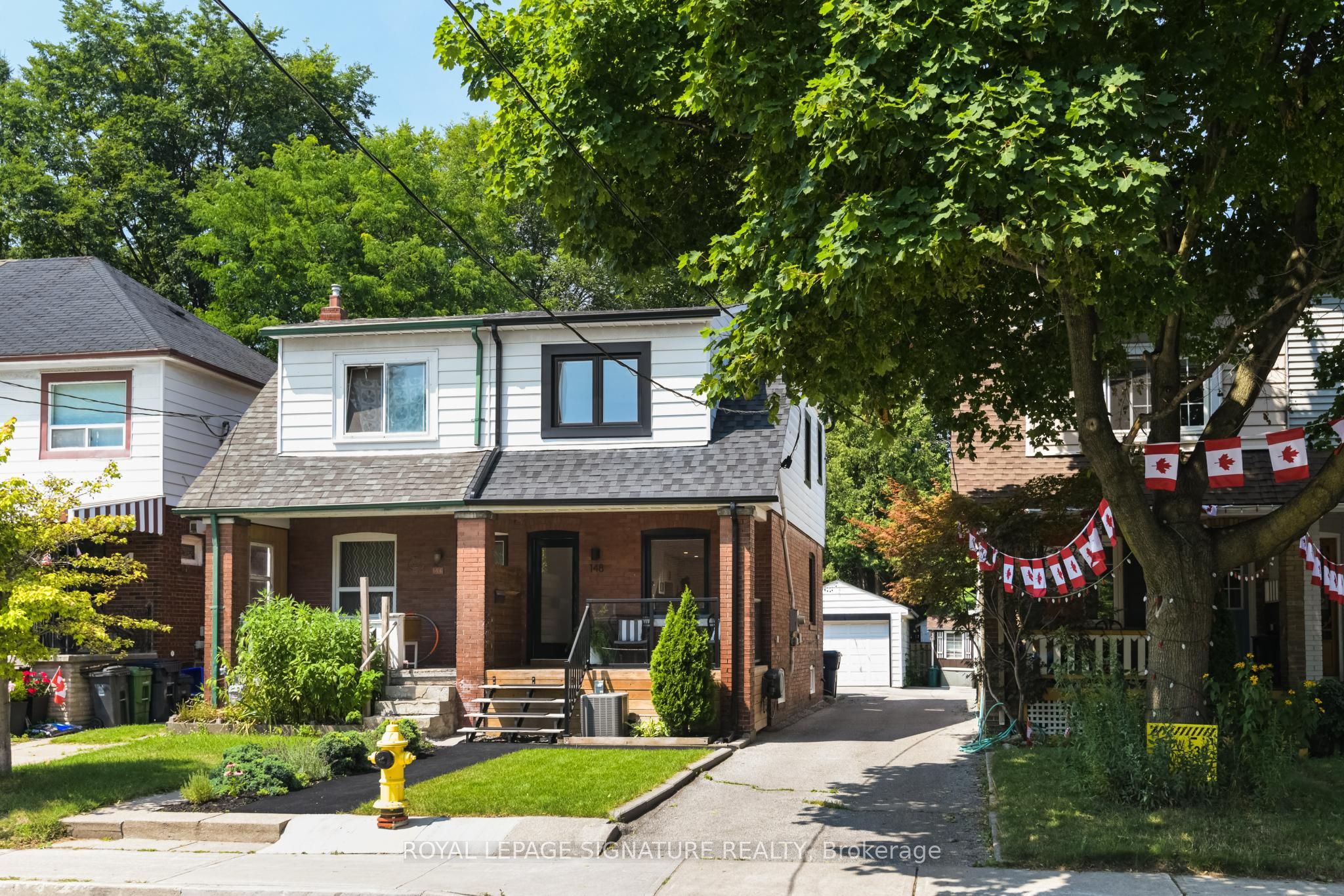 148 Mortimer Avenue, Toronto, ON M4K 2A4 photo 2