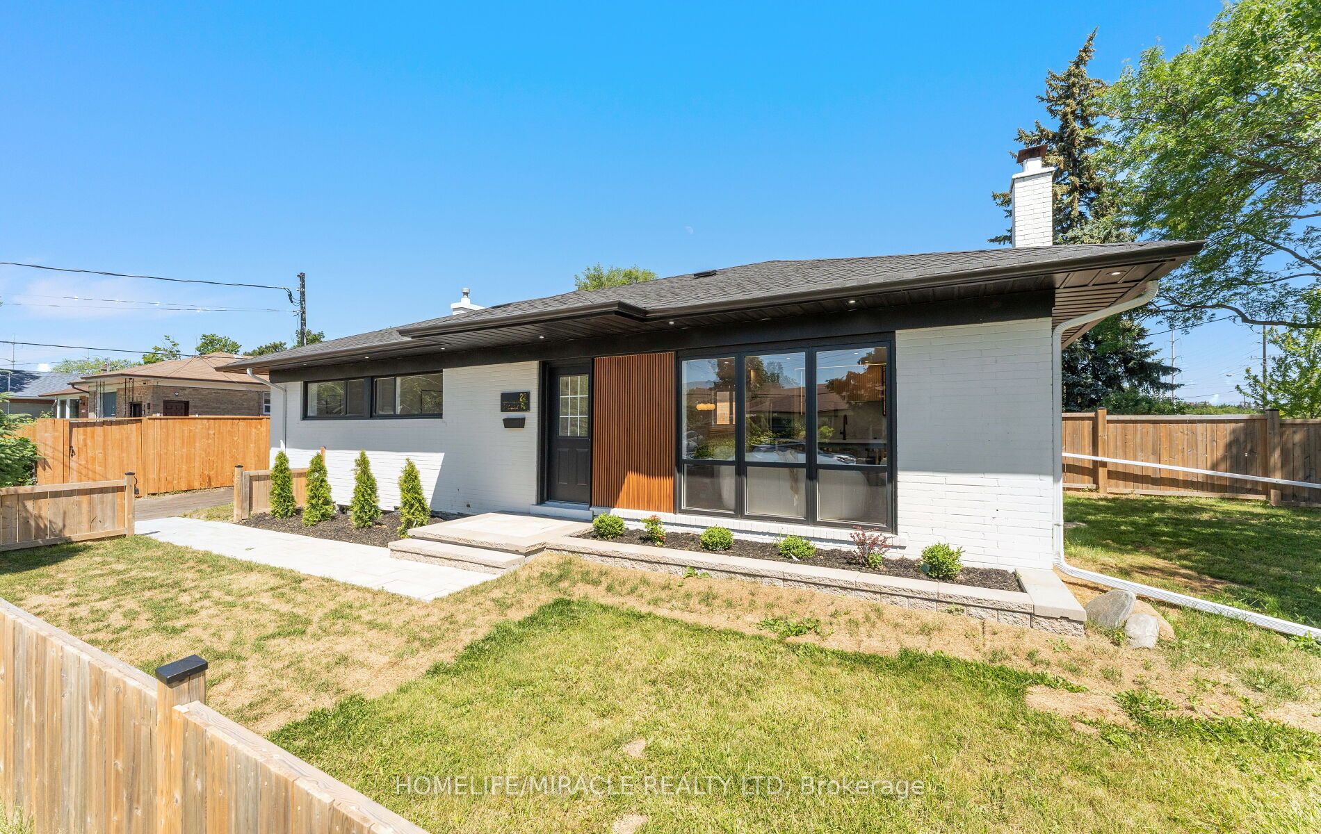22 Arnprior Road, Toronto, ON M1K 5A6 photo 5