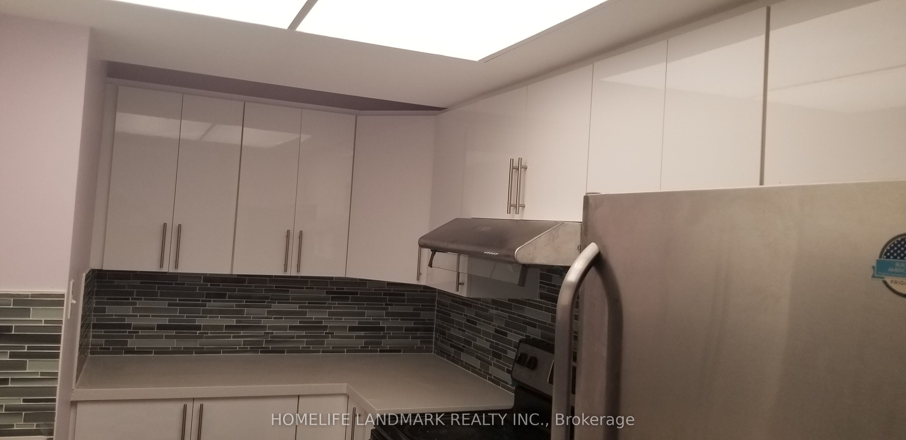 1470 Midland Avenue 708, Toronto, ON M1P 4Z4 photo 4