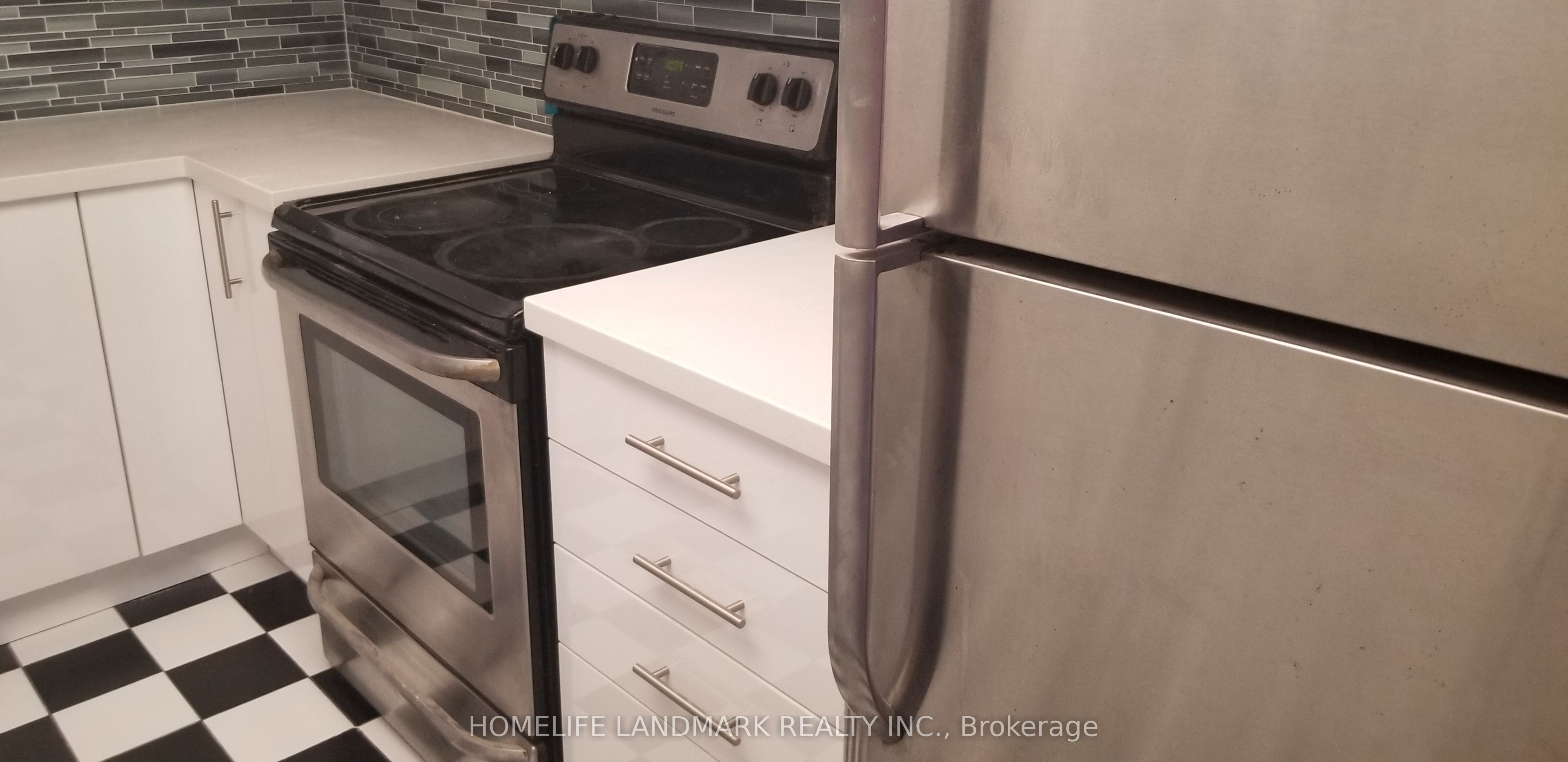 1470 Midland Avenue 708, Toronto, ON M1P 4Z4 photo 5