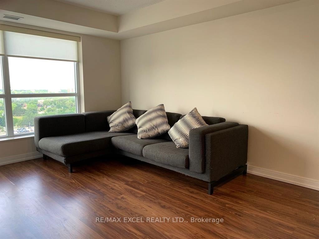 151 Village Green Square 1806, Toronto, ON M1S 0K5 photo 4