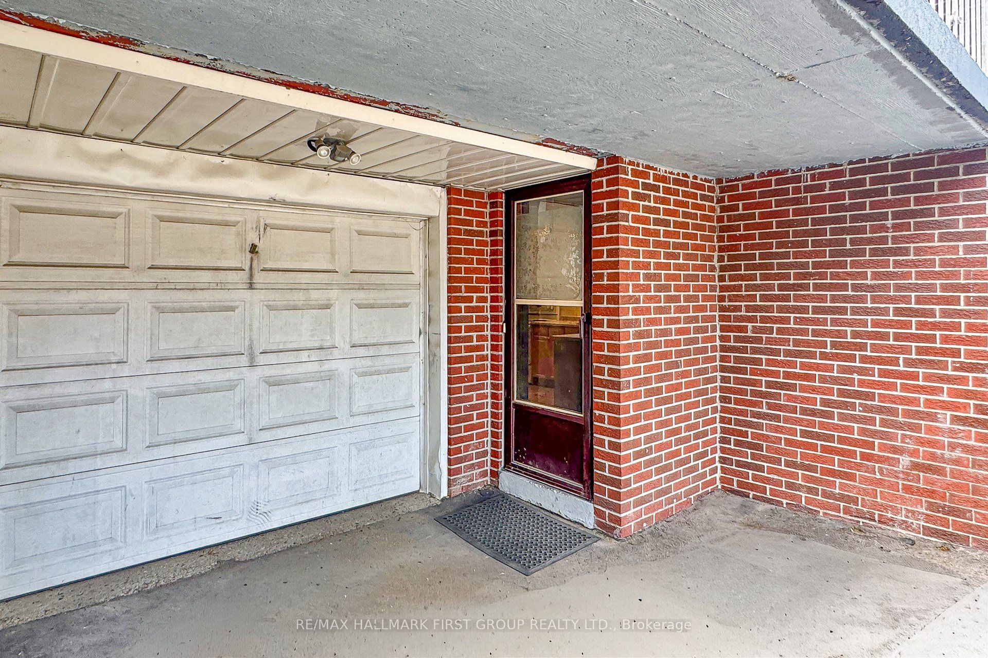 33 Robbinstone Drive Basement, Toronto, ON M1B 2C4 photo 4