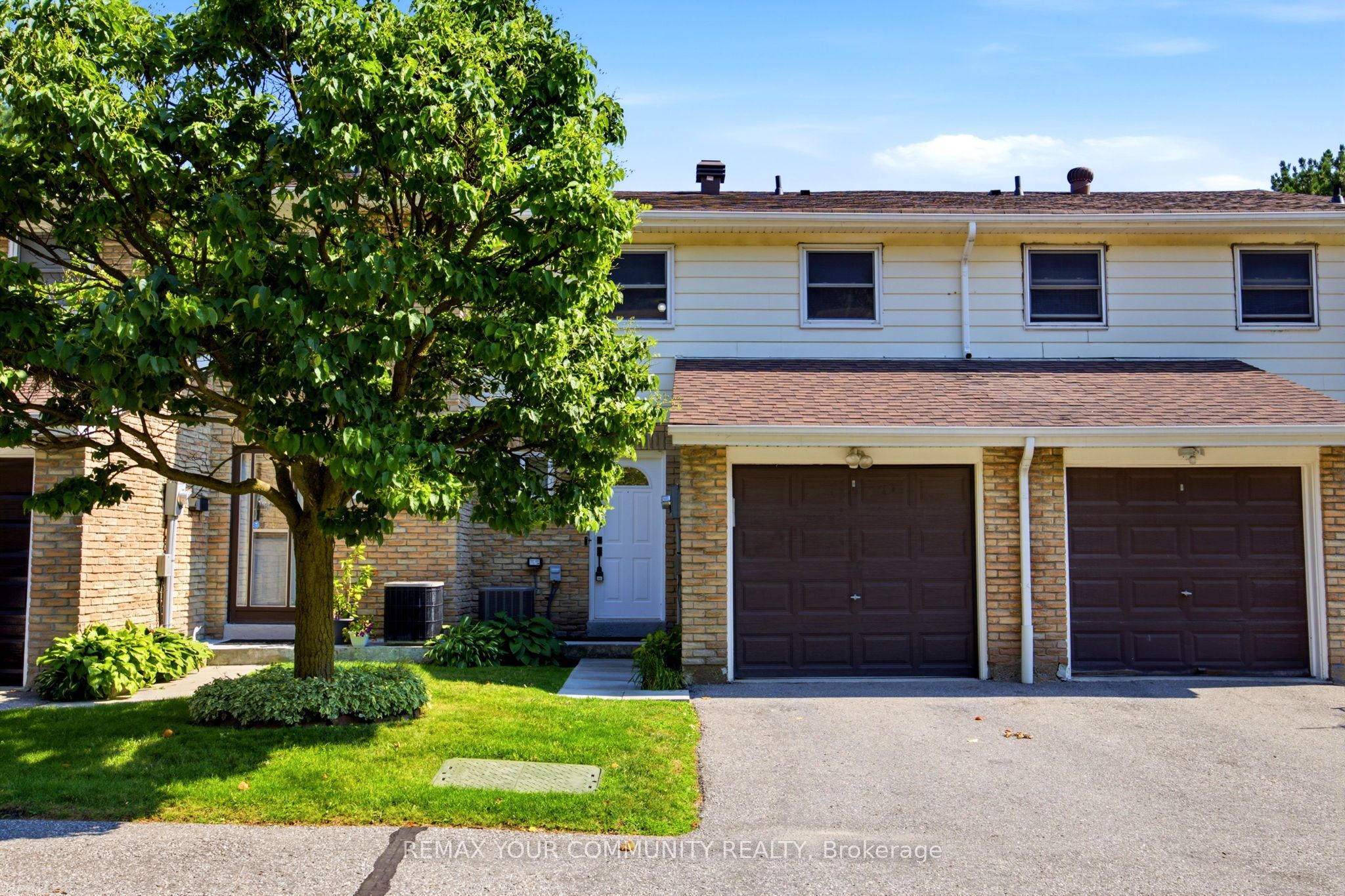 80 Dundalk Drive 32, Toronto, ON L6S 3J5