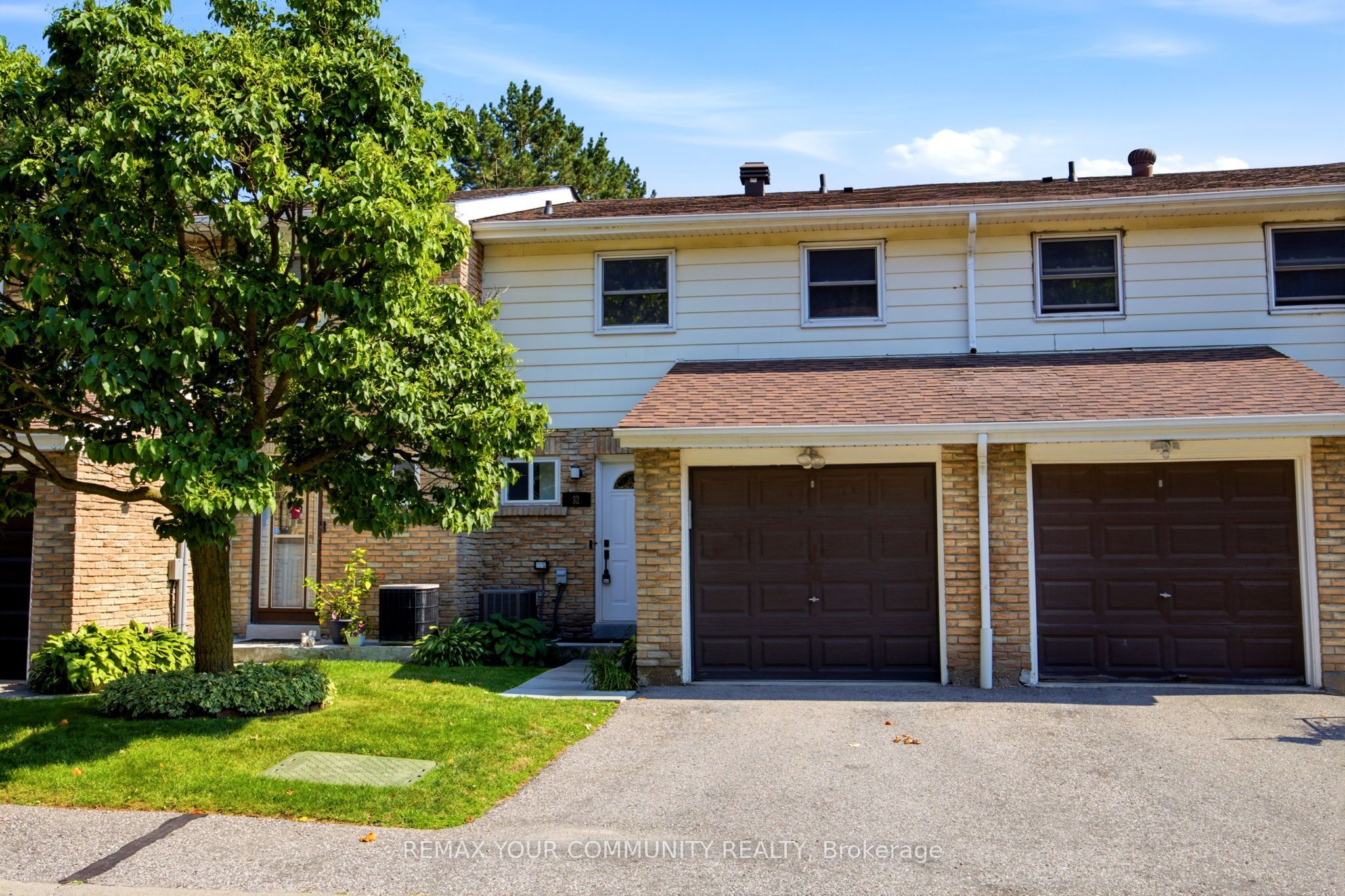 80 Dundalk Drive 32, Toronto, ON L6S 3J5 photo 2