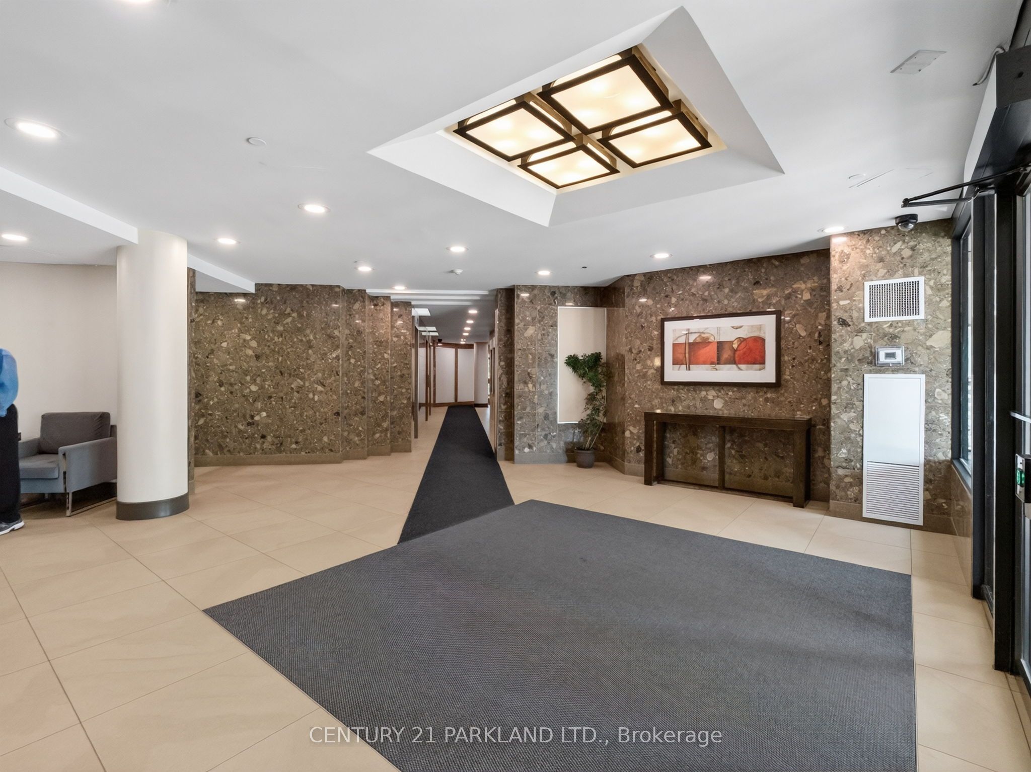 330 ALTON TOWERS Circle 206, Toronto, ON M1V 5H3 photo 2